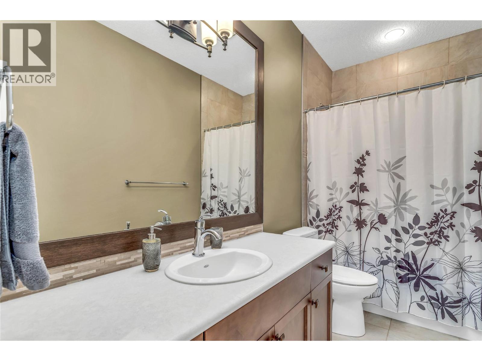 8780 Braeburn Drive, Coldstream, British Columbia  V1B 4E5 - Photo 35 - 10396511