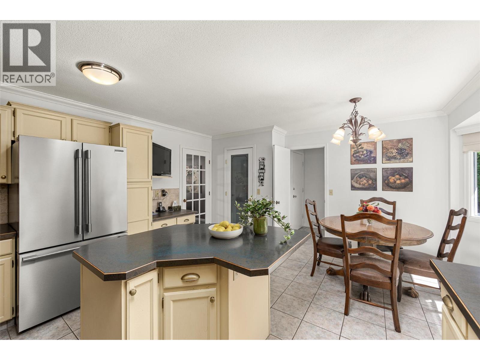 557 Vintage Terrace Court, Kelowna, British Columbia  V1W 2Z8 - Photo 17 - 10396074