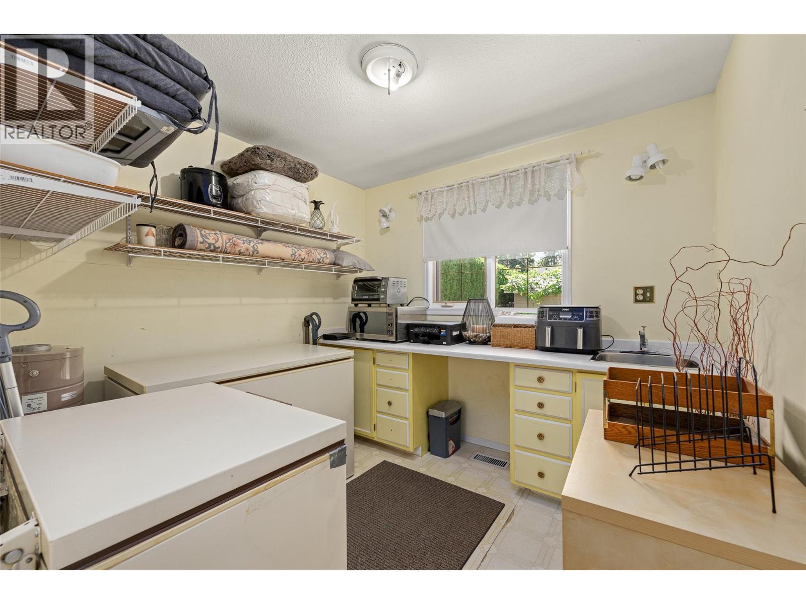 557 Vintage Terrace Court, Kelowna, British Columbia  V1W 2Z8 - Photo 34 - 10396074