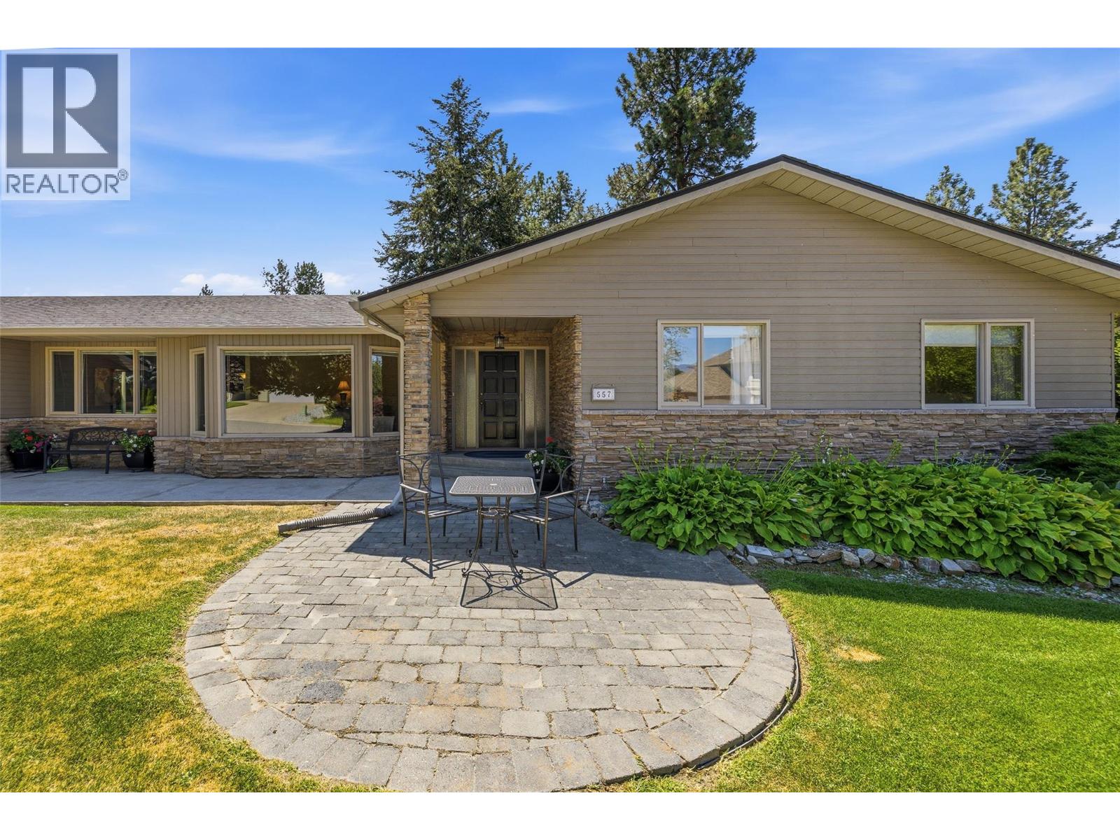 557 Vintage Terrace Court, Kelowna, British Columbia  V1W 2Z8 - Photo 4 - 10396074