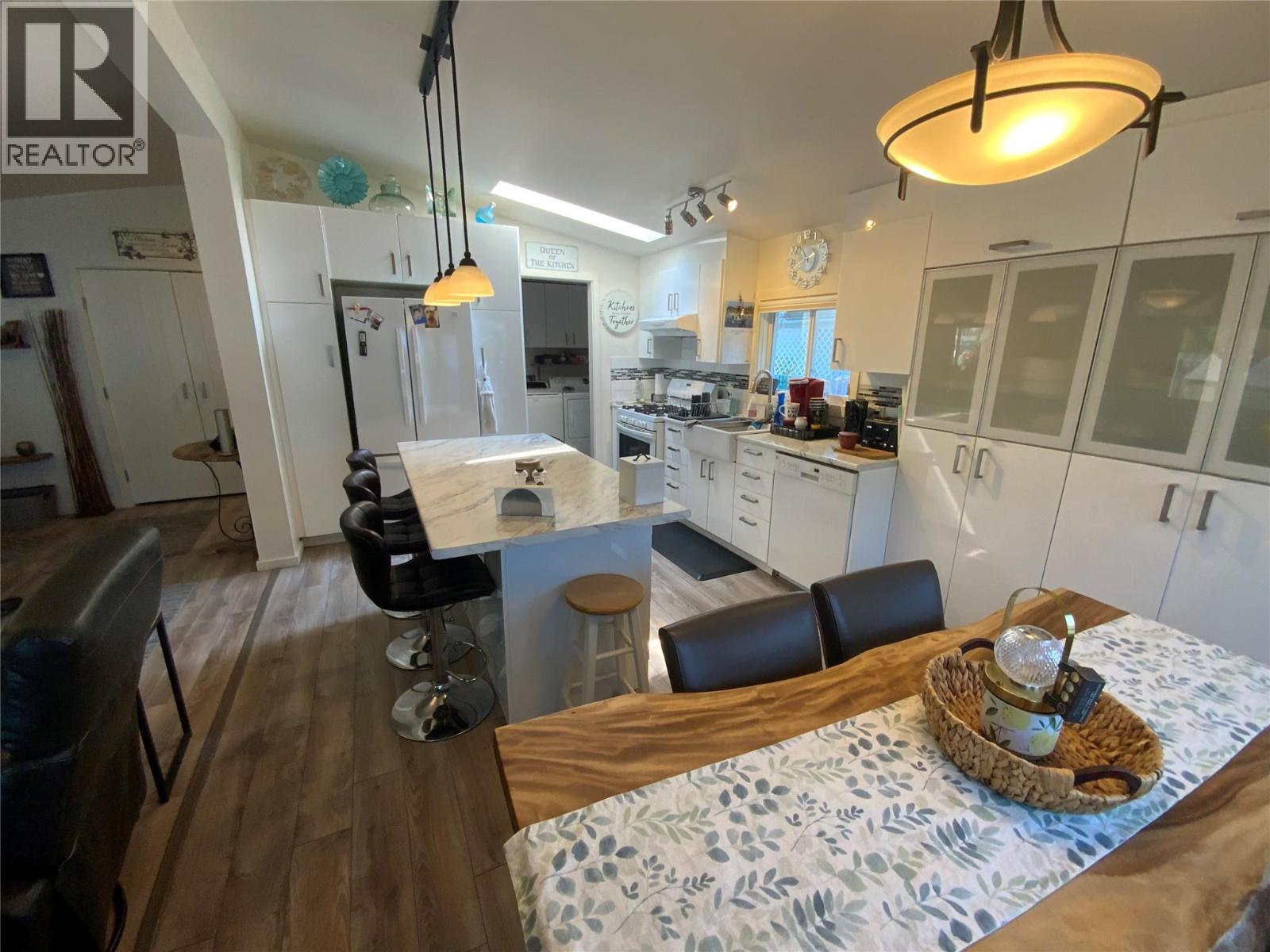 999 Burnaby Avenue Unit# 45, Penticton, British Columbia  V2A 1G7 - Photo 3 - 10396552