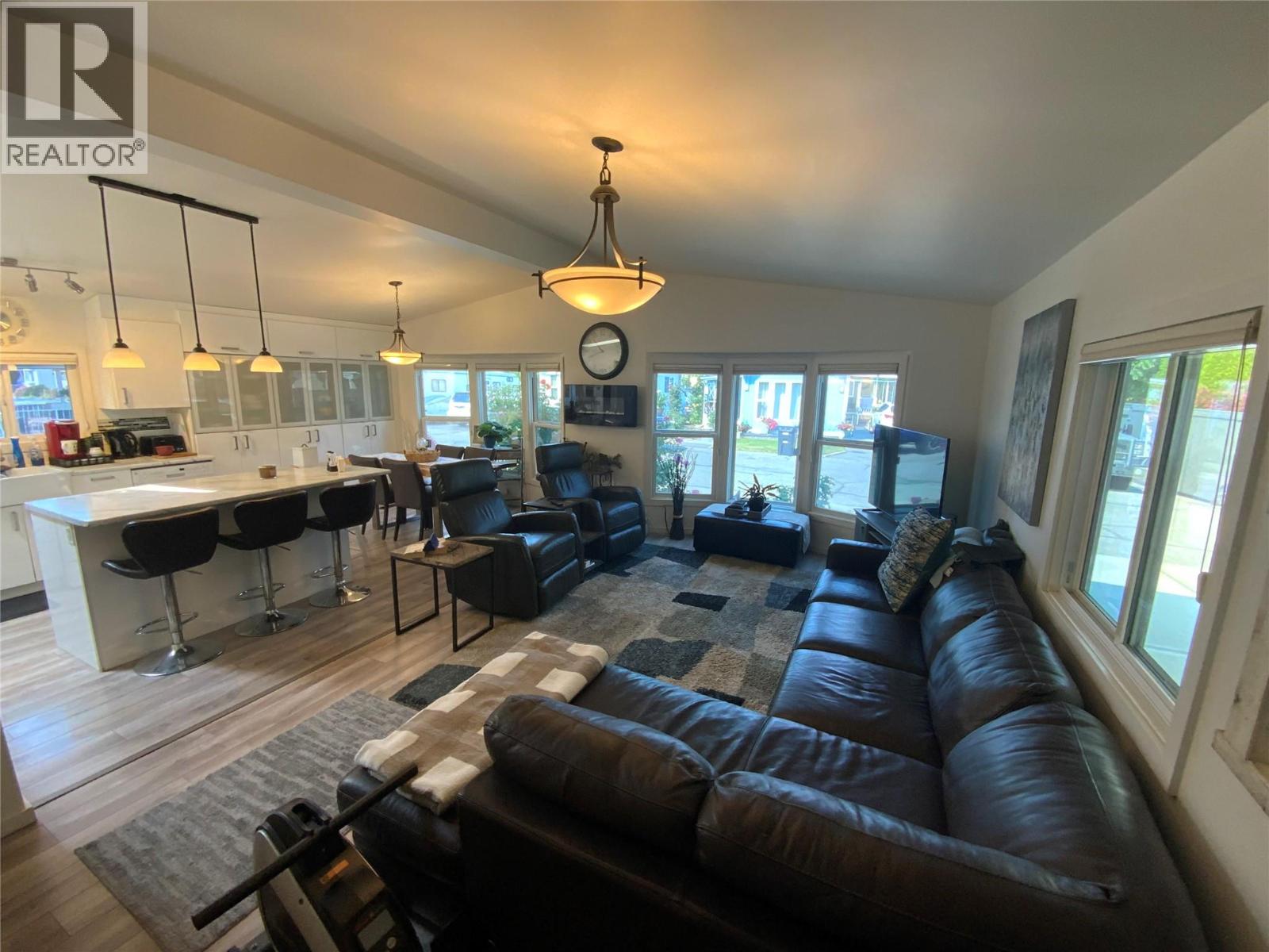 999 Burnaby Avenue Unit# 45, Penticton, British Columbia  V2A 1G7 - Photo 5 - 10396552