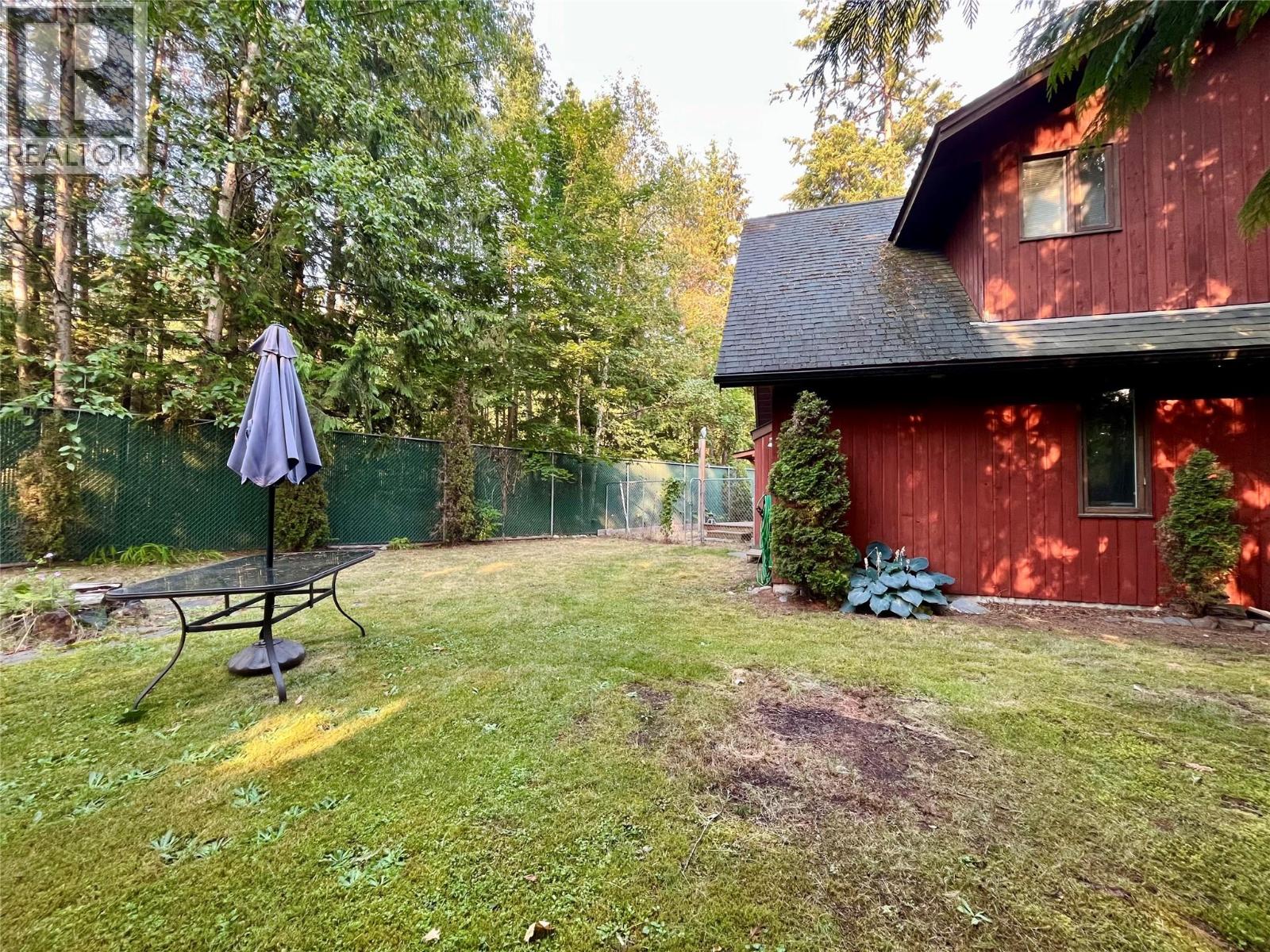 225 6th Street, Nakusp, British Columbia  V0G 1R0 - Photo 24 - 10396538