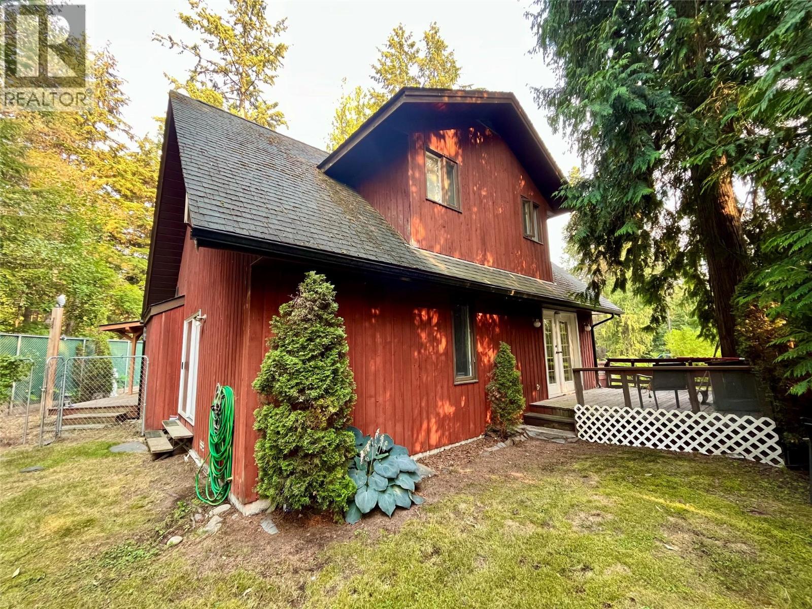 225 6th Street, Nakusp, British Columbia  V0G 1R0 - Photo 27 - 10396538
