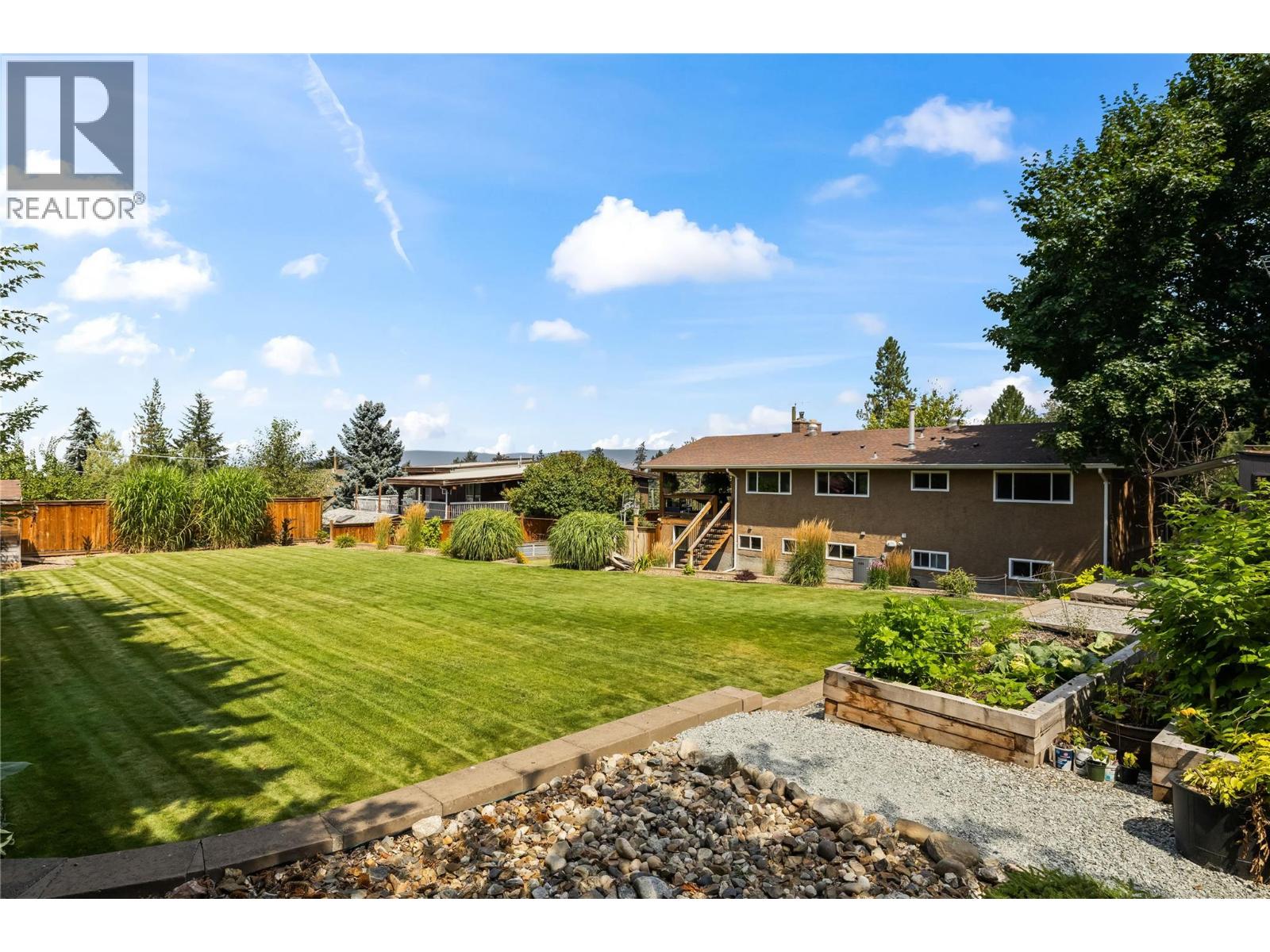 5054 Chute Lake Crescent, Kelowna, British Columbia  V1W 4L9 - Photo 31 - 10396346