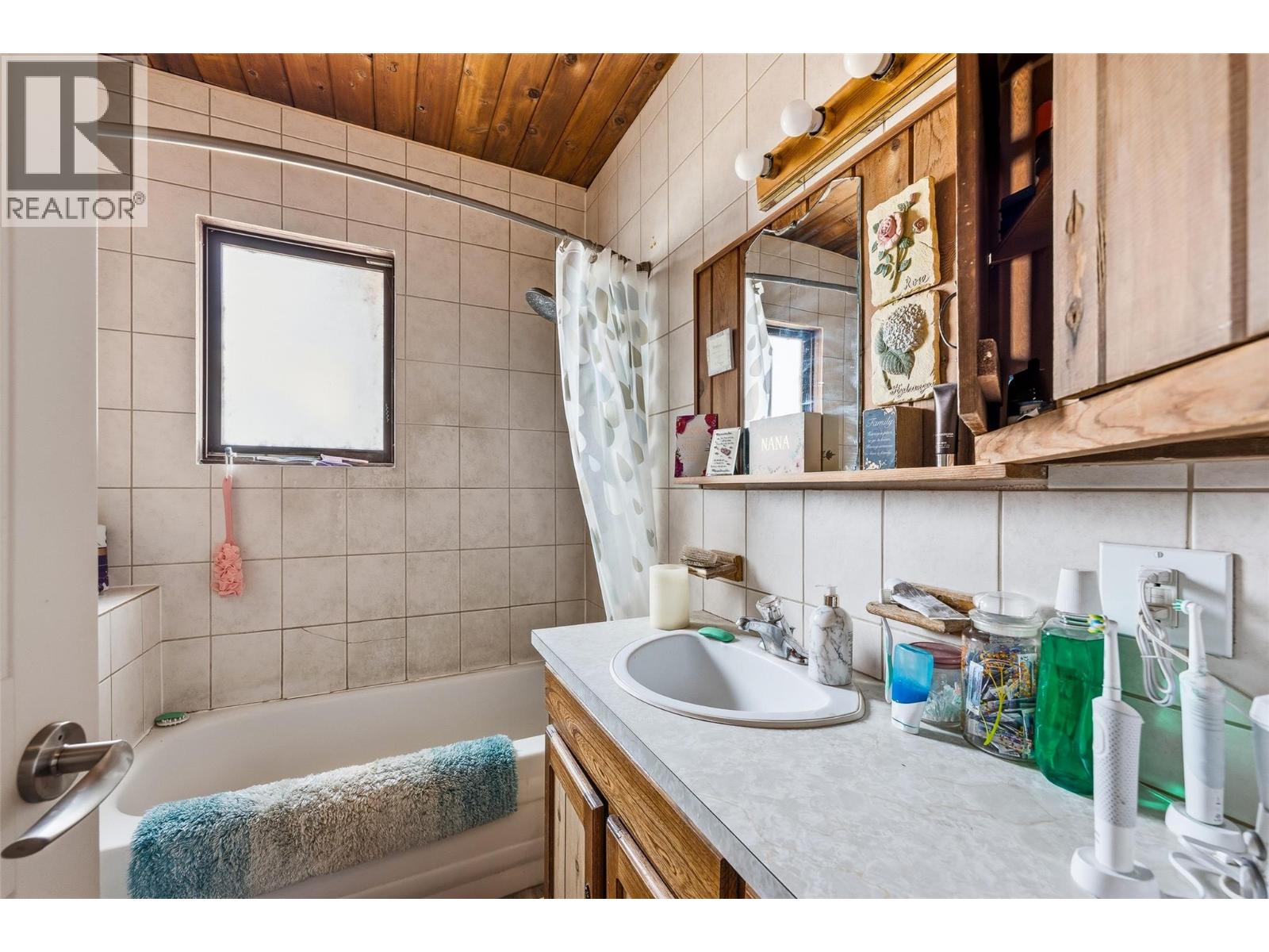 2249 Agar Road, Cawston, British Columbia  V0X 1C2 - Photo 51 - 10396563