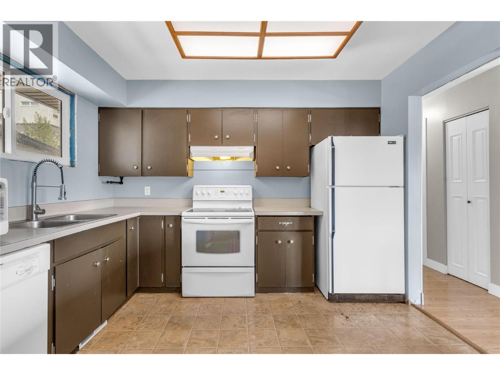 240 Petch Road, Kelowna, British Columbia  V1X 3S4 - Photo 10 - 10396497