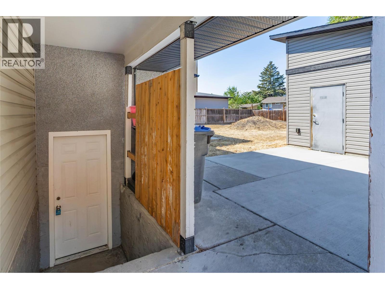 240 Petch Road, Kelowna, British Columbia  V1X 3S4 - Photo 31 - 10396497