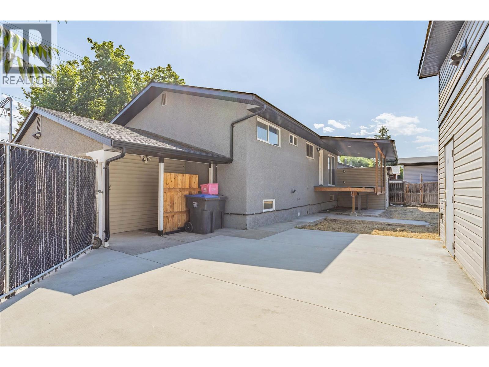 240 Petch Road, Kelowna, British Columbia  V1X 3S4 - Photo 32 - 10396497