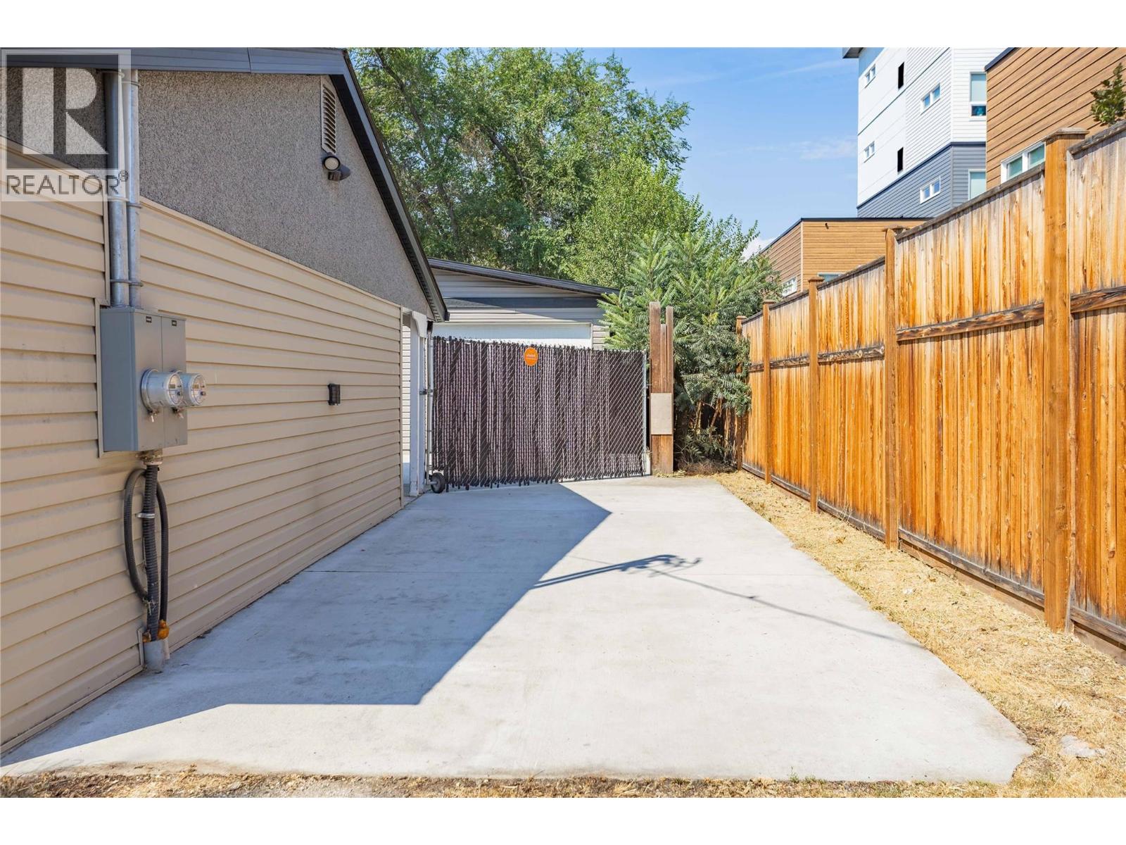 240 Petch Road, Kelowna, British Columbia  V1X 3S4 - Photo 40 - 10396497