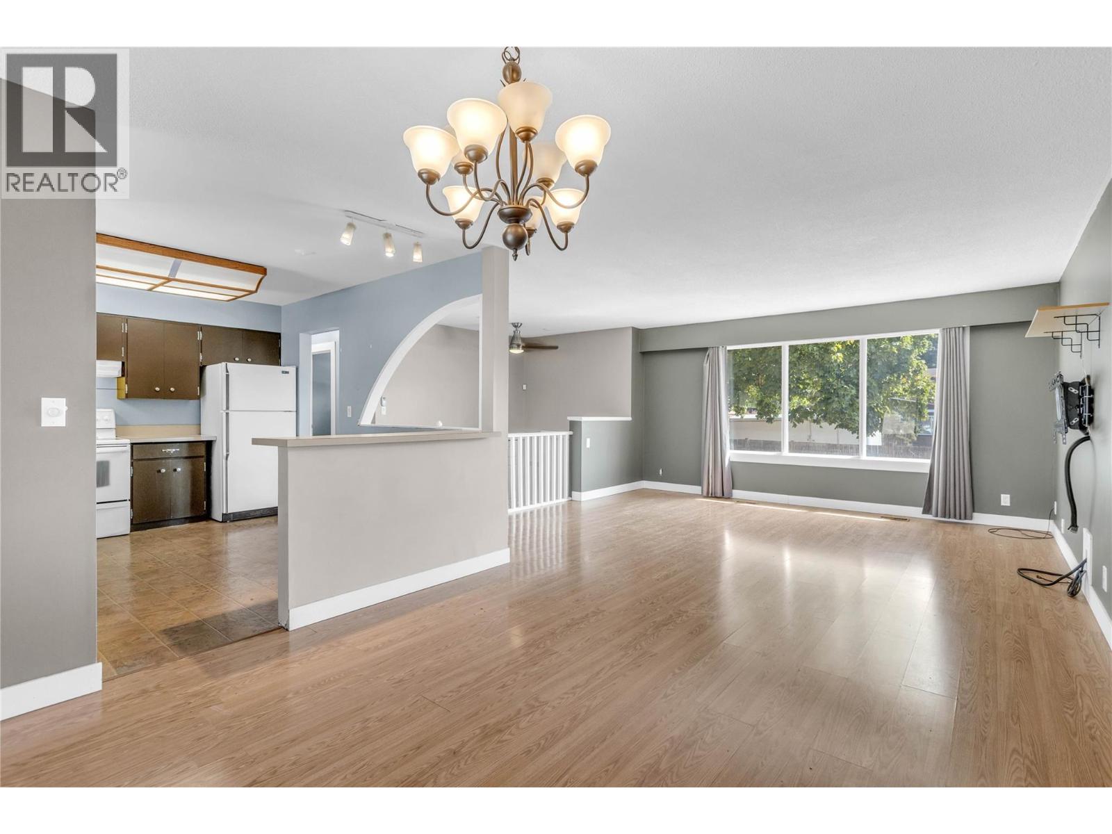240 Petch Road, Kelowna, British Columbia  V1X 3S4 - Photo 9 - 10396497