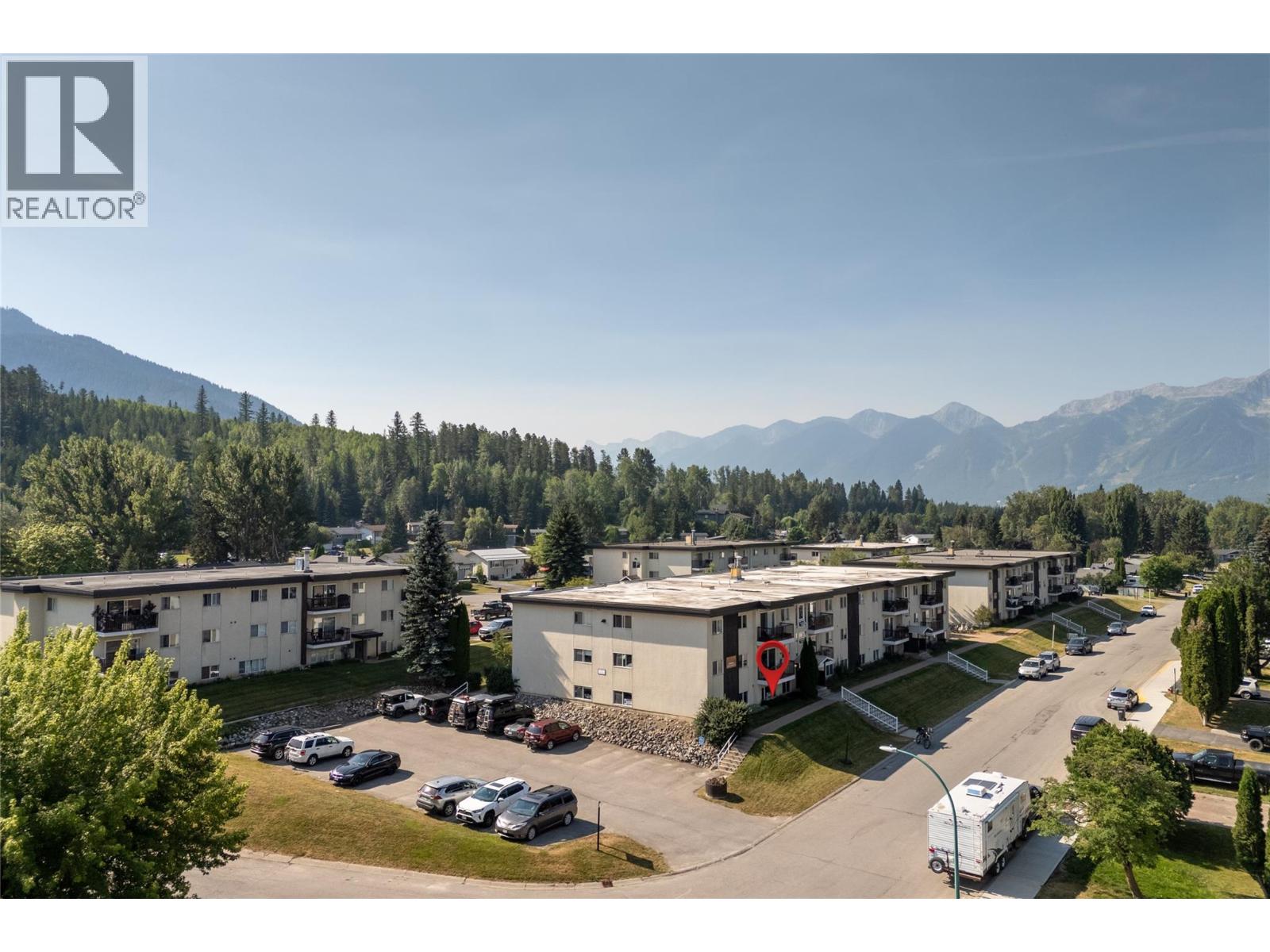 40 Ridgemont Avenue Unit# 101, Fernie, British Columbia  V0B 1M2 - Photo 3 - 10396577