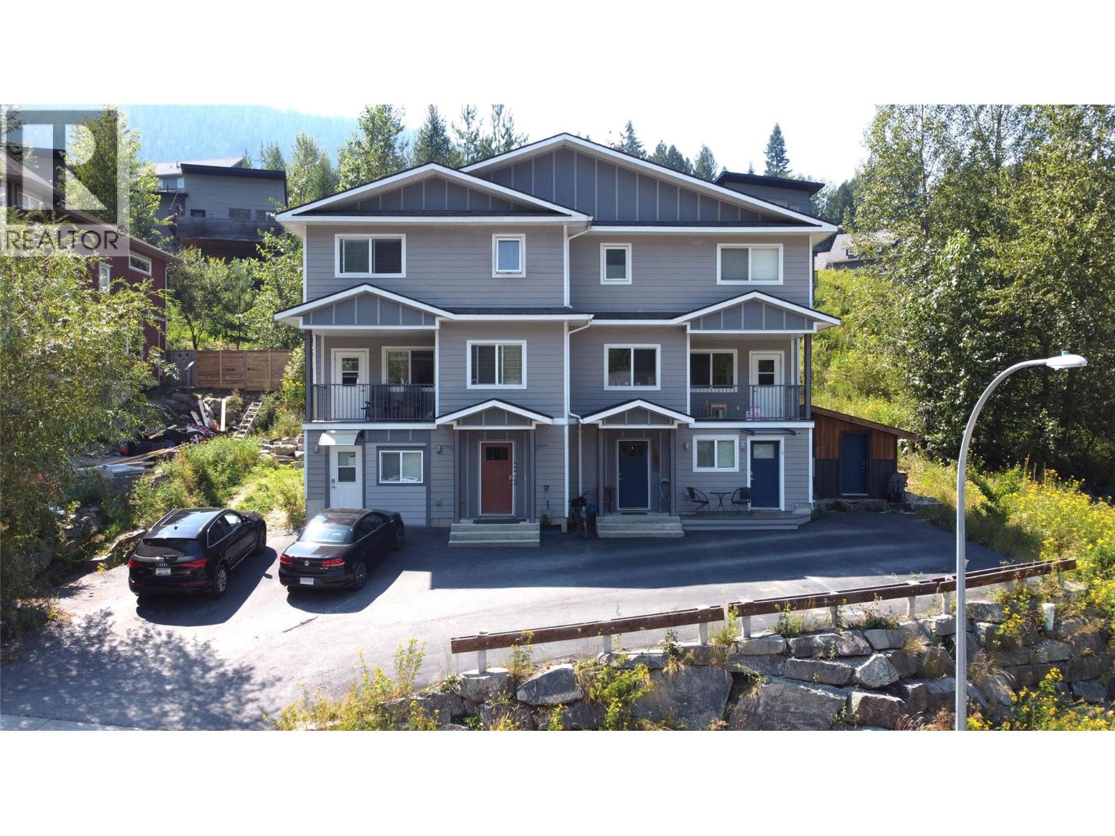 2410 Perrier Lane Unit# A, Nelson, British Columbia  V1L 7C3 - Photo 2 - 10396503