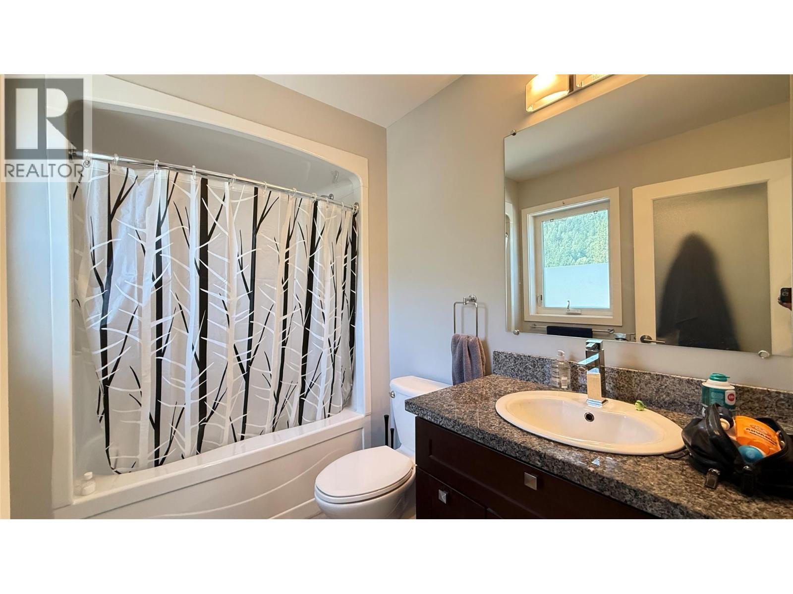 2410 Perrier Lane Unit# A, Nelson, British Columbia  V1L 7C3 - Photo 21 - 10396503