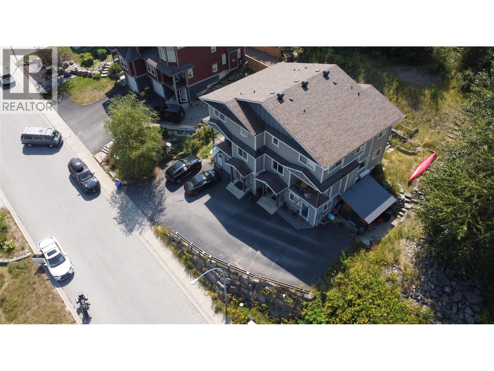 2410 Perrier Lane Unit# A, Nelson, British Columbia  V1L 7C3 - Photo 3 - 10396503