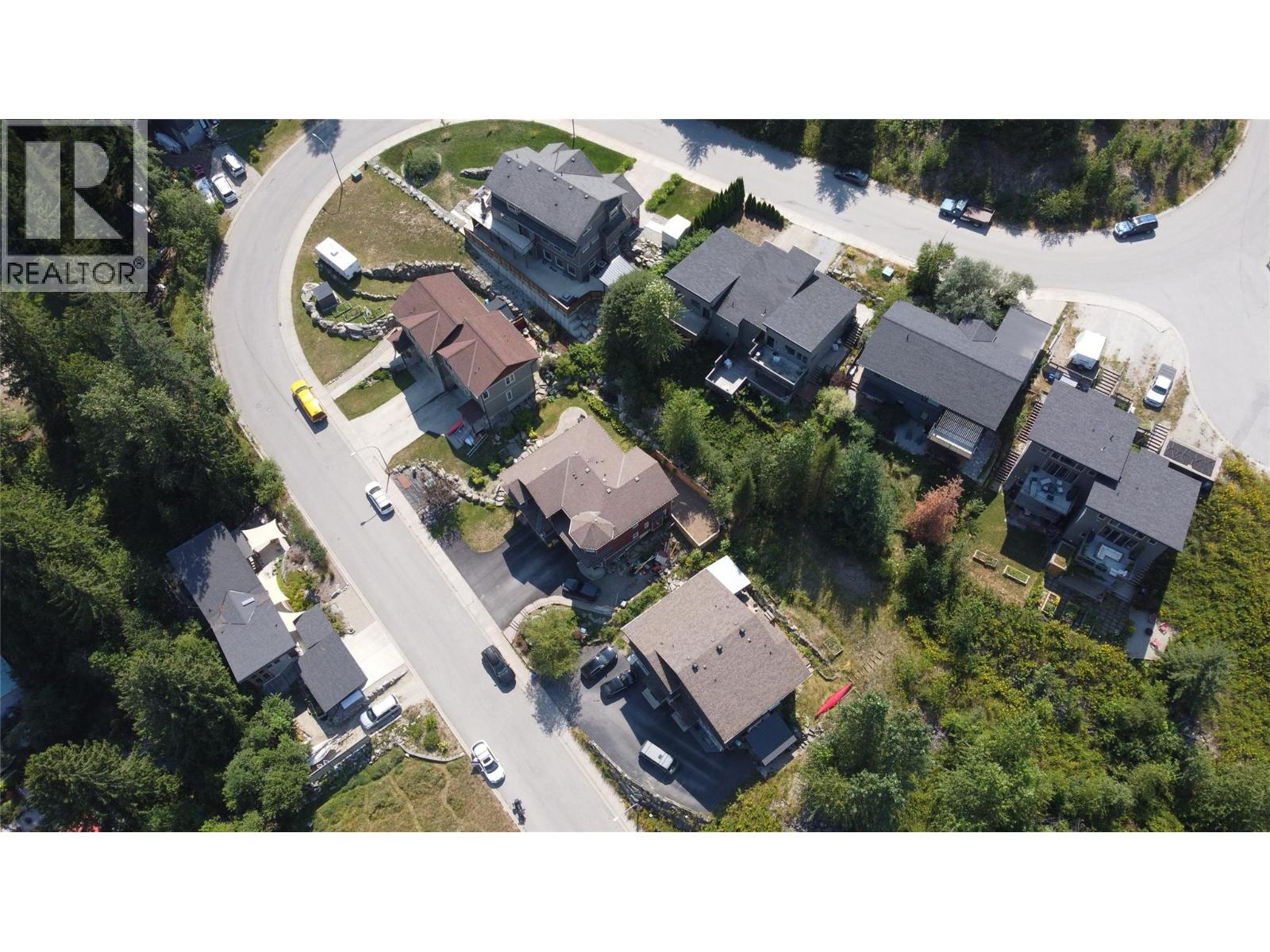 2410 Perrier Lane Unit# A, Nelson, British Columbia  V1L 7C3 - Photo 4 - 10396503