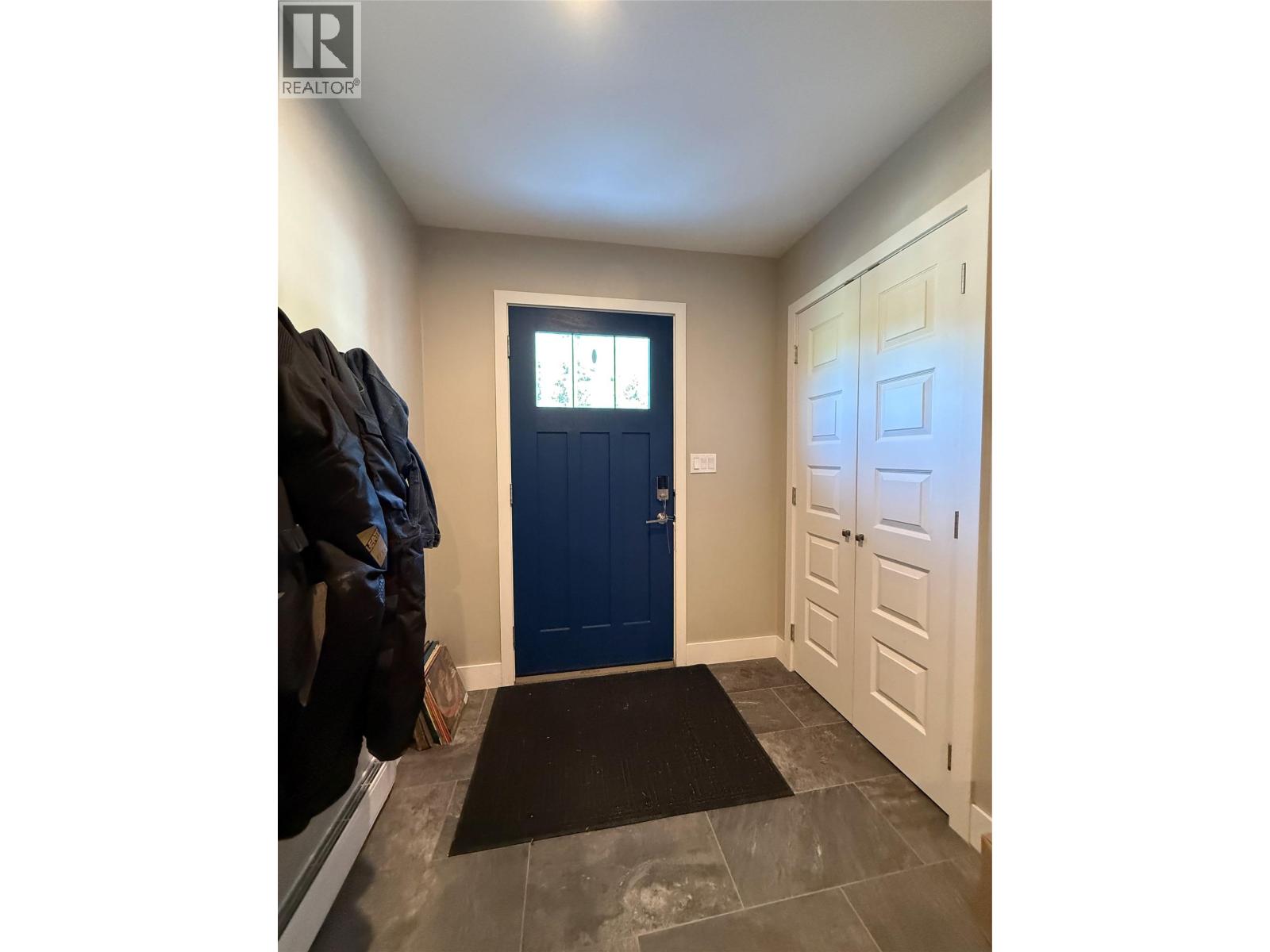2410 Perrier Lane Unit# A, Nelson, British Columbia  V1L 7C3 - Photo 6 - 10396503