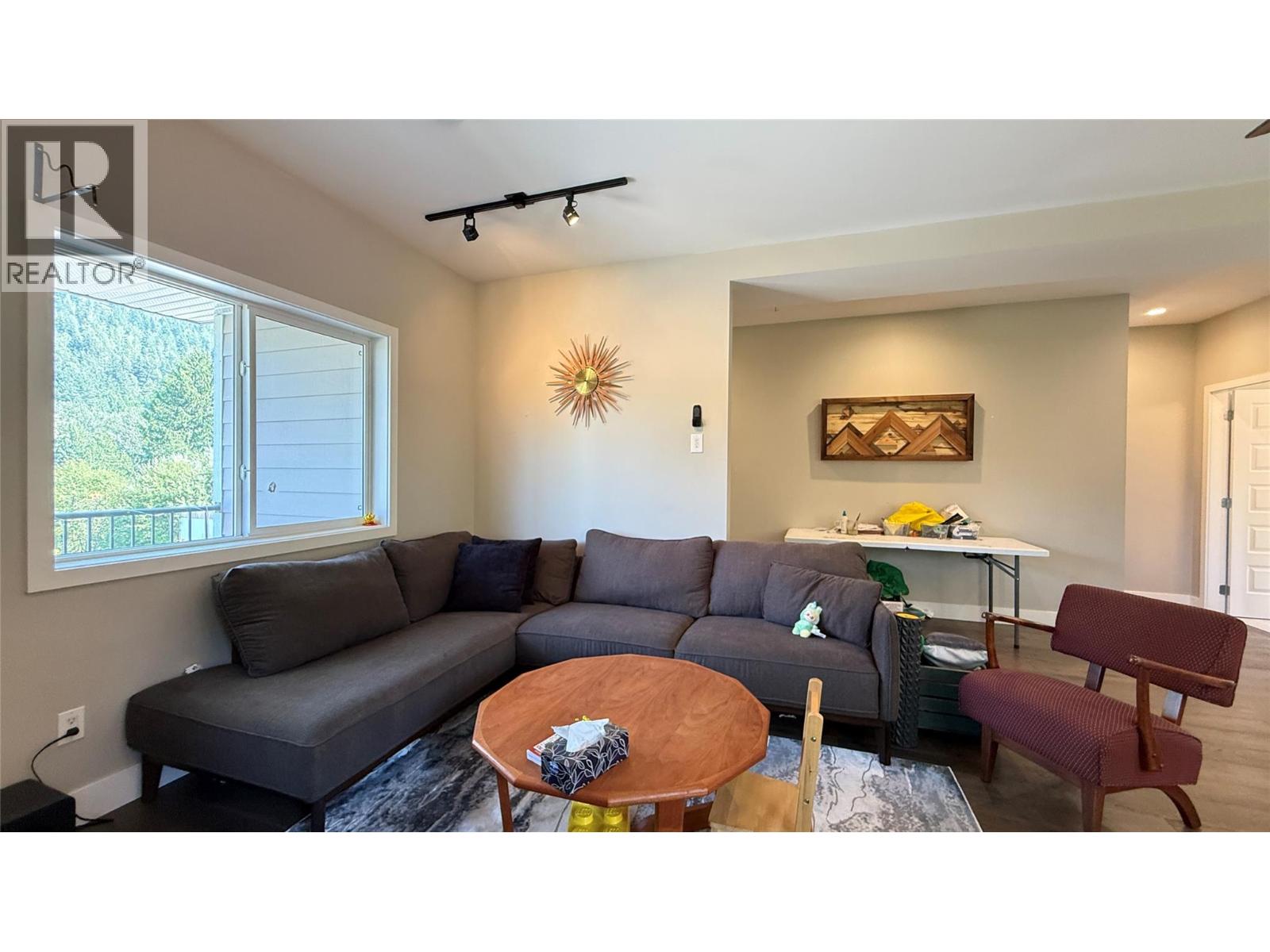 2410 Perrier Lane Unit# A, Nelson, British Columbia  V1L 7C3 - Photo 9 - 10396503
