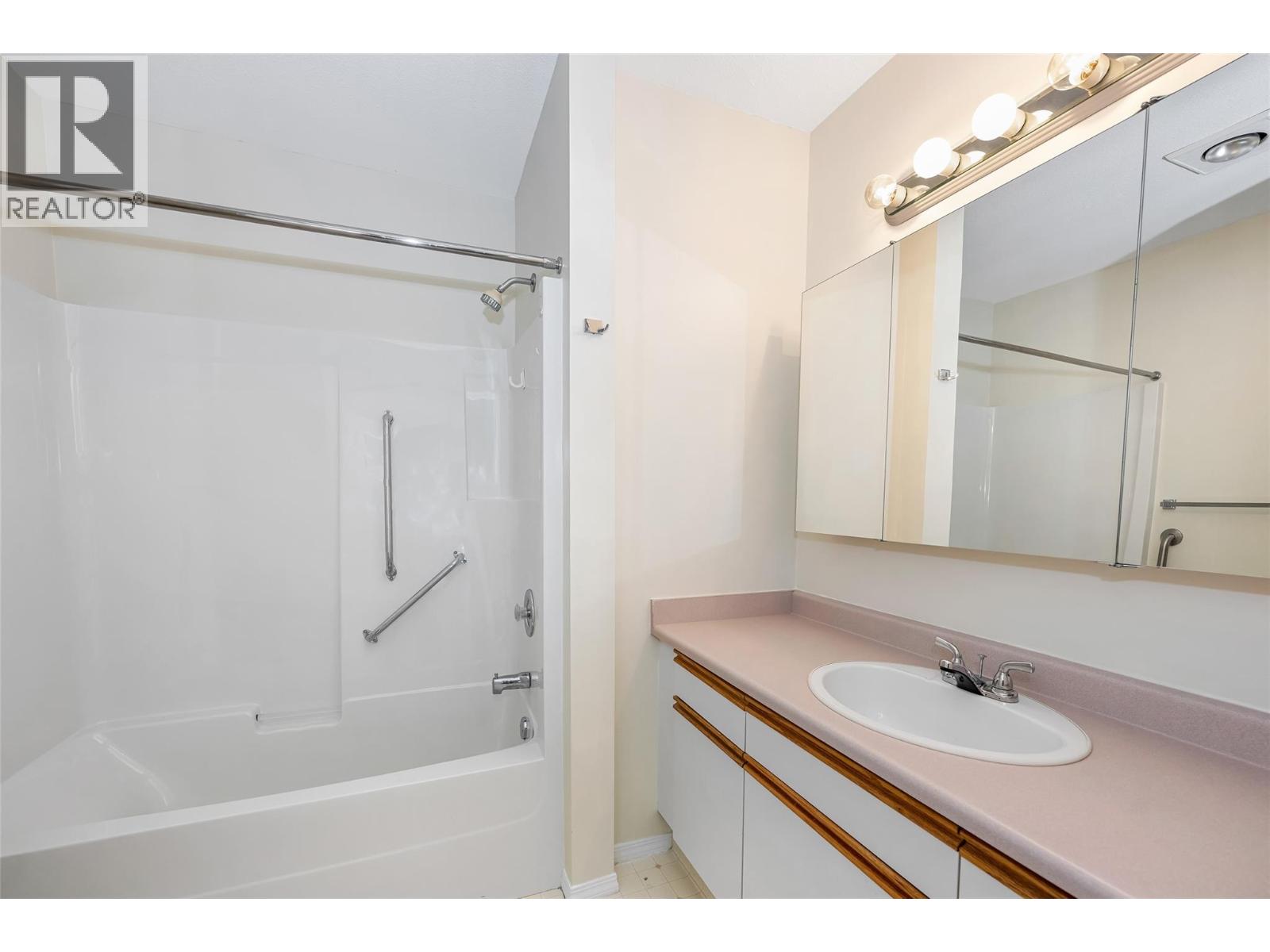 3805 30 Avenue Unit# 112, Vernon, British Columbia  V1T 9M3 - Photo 12 - 10396309