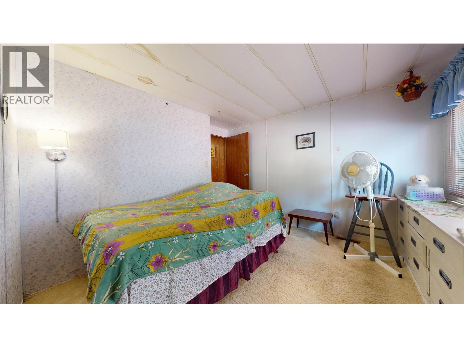 6294 Ash Road, Wasa, British Columbia  V0B 2K0 - Photo 11 - 10396088
