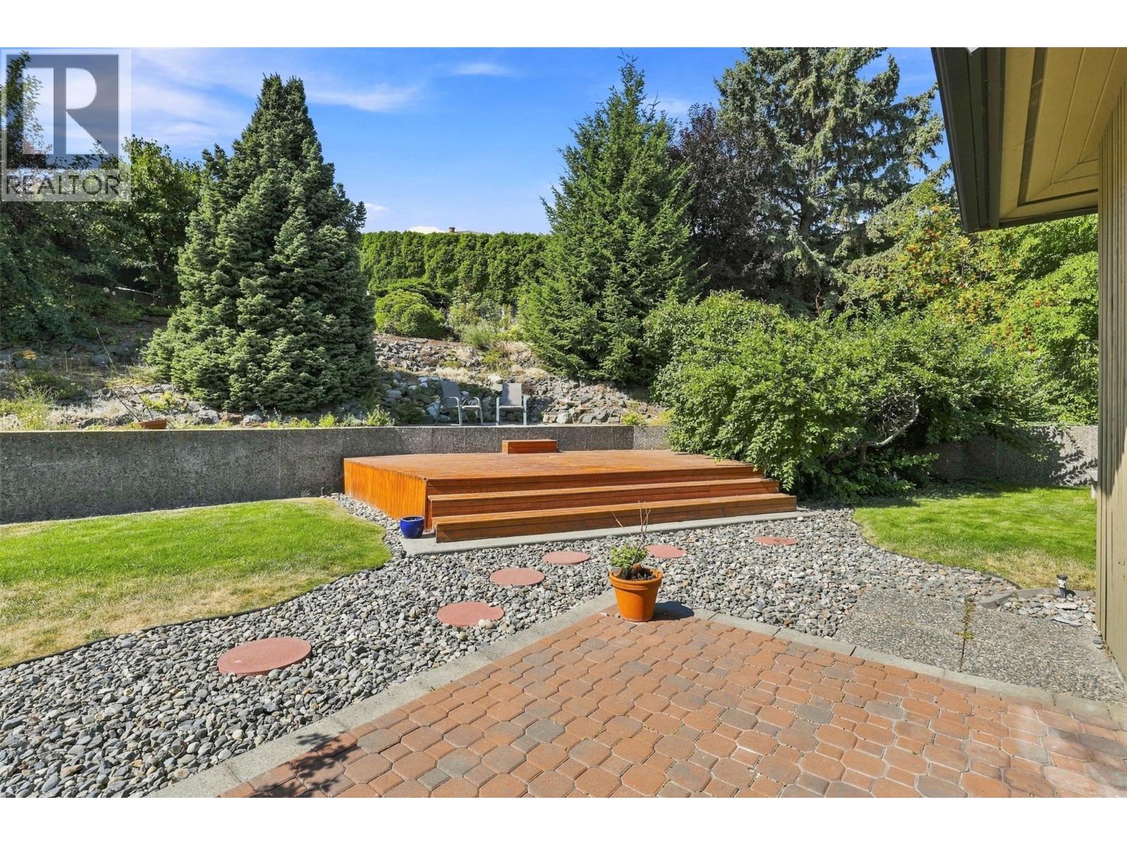 862 Greybriar Court, Kamloops, British Columbia  V1S 1K5 - Photo 21 - 10396561