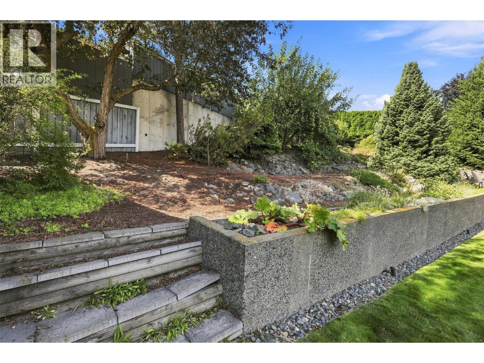 862 Greybriar Court, Kamloops, British Columbia  V1S 1K5 - Photo 48 - 10396561