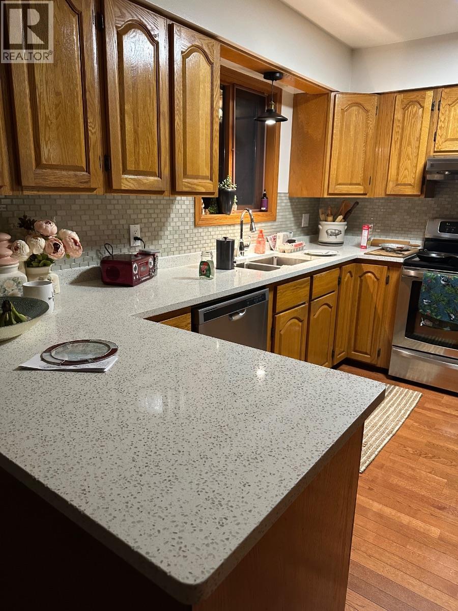 5128 44 Place Ne, Chetwynd, British Columbia  V0C 1J0 - Photo 11 - 10396519