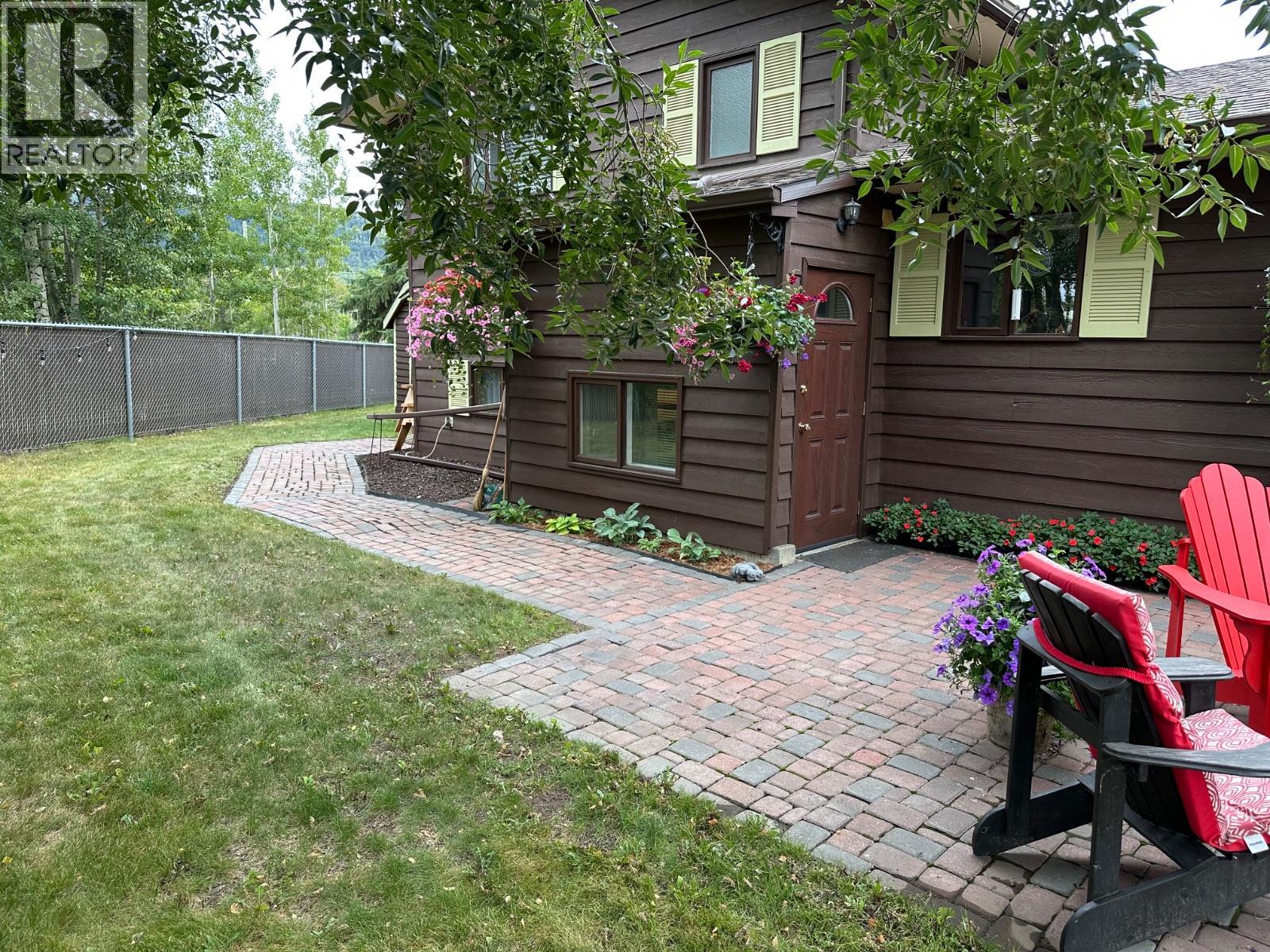 5128 44 Place Ne, Chetwynd, British Columbia  V0C 1J0 - Photo 4 - 10396519