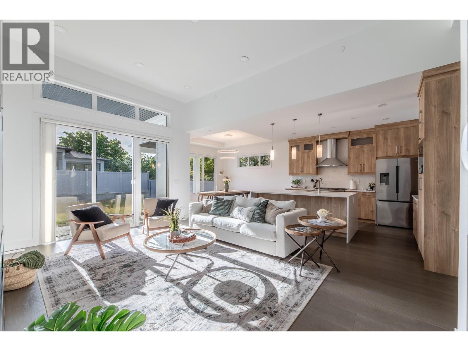 5586 Nixon Road, Summerland, British Columbia  V0H 1Z9 - Photo 3 - 10396582