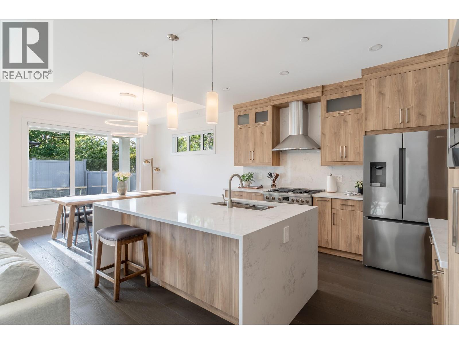 5586 Nixon Road, Summerland, British Columbia  V0H 1Z9 - Photo 8 - 10396582