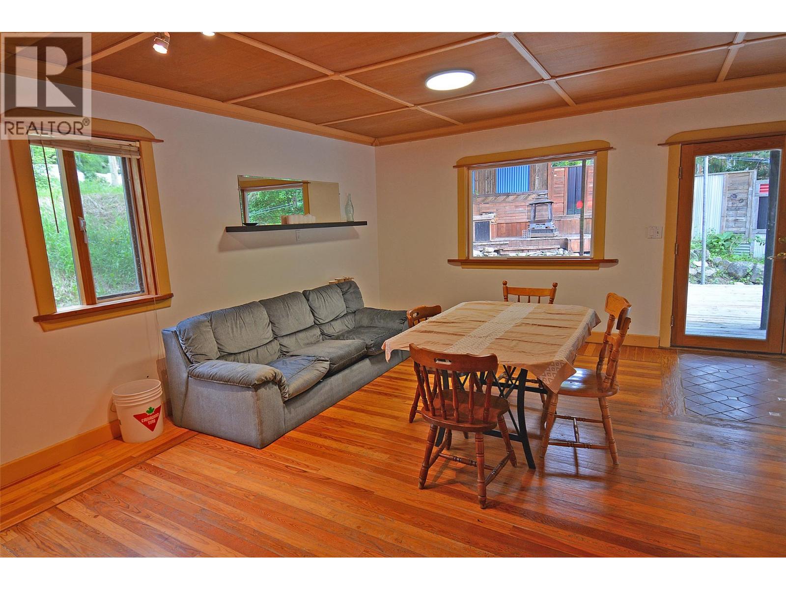2022 Creek Street, Nelson, British Columbia  V1L 1M7 - Photo 13 - 10396321