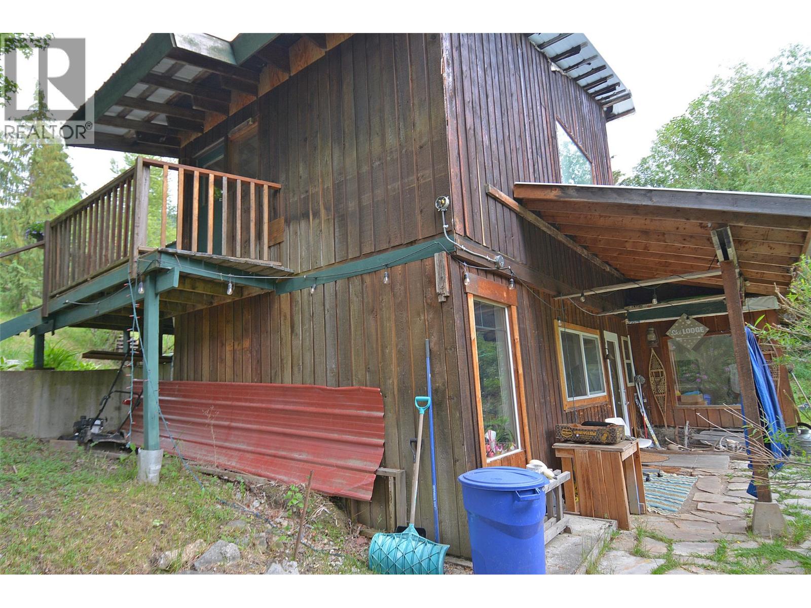 2022 Creek Street, Nelson, British Columbia  V1L 1M7 - Photo 32 - 10396321