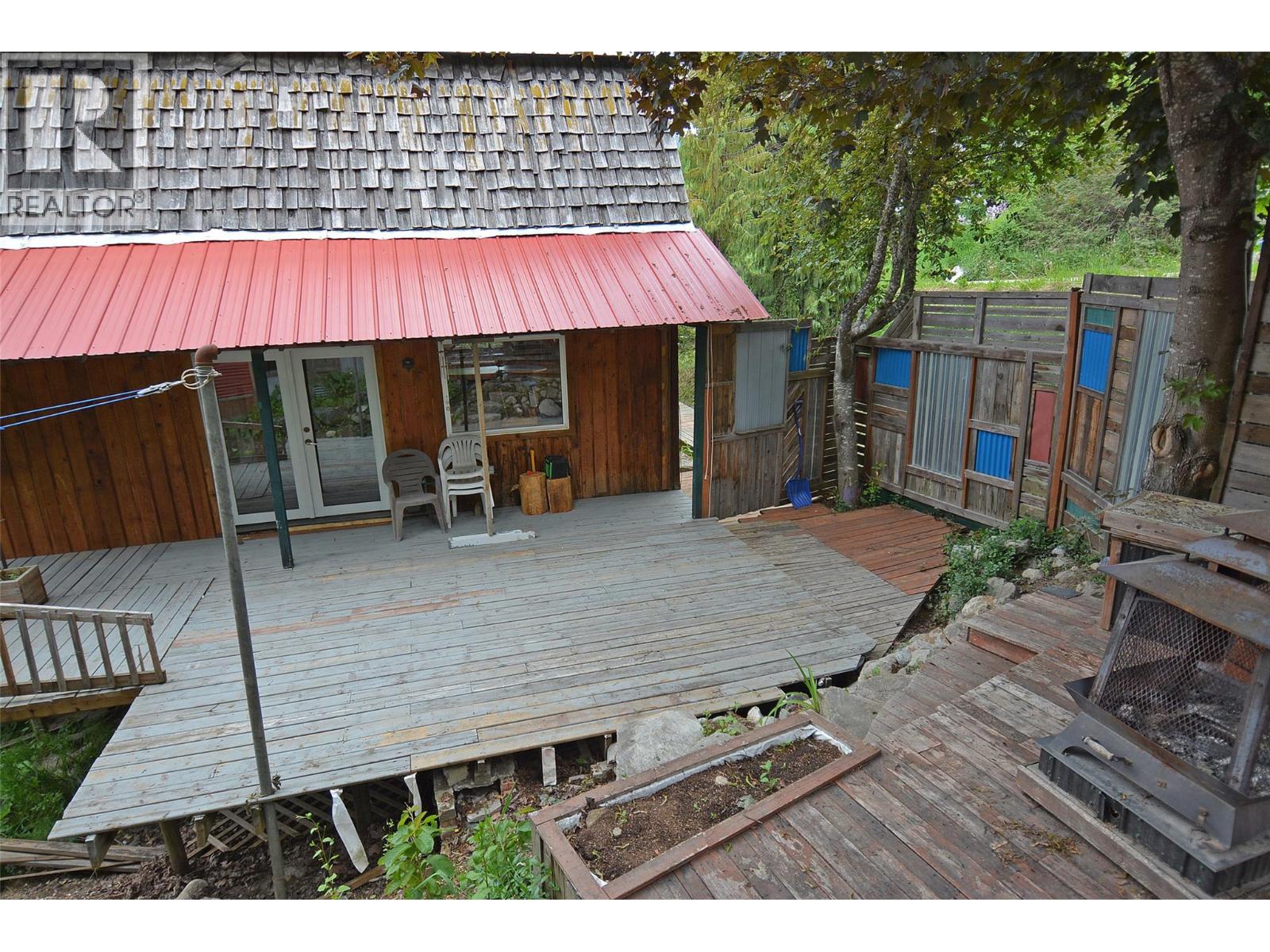 2022 Creek Street, Nelson, British Columbia  V1L 1M7 - Photo 50 - 10396321