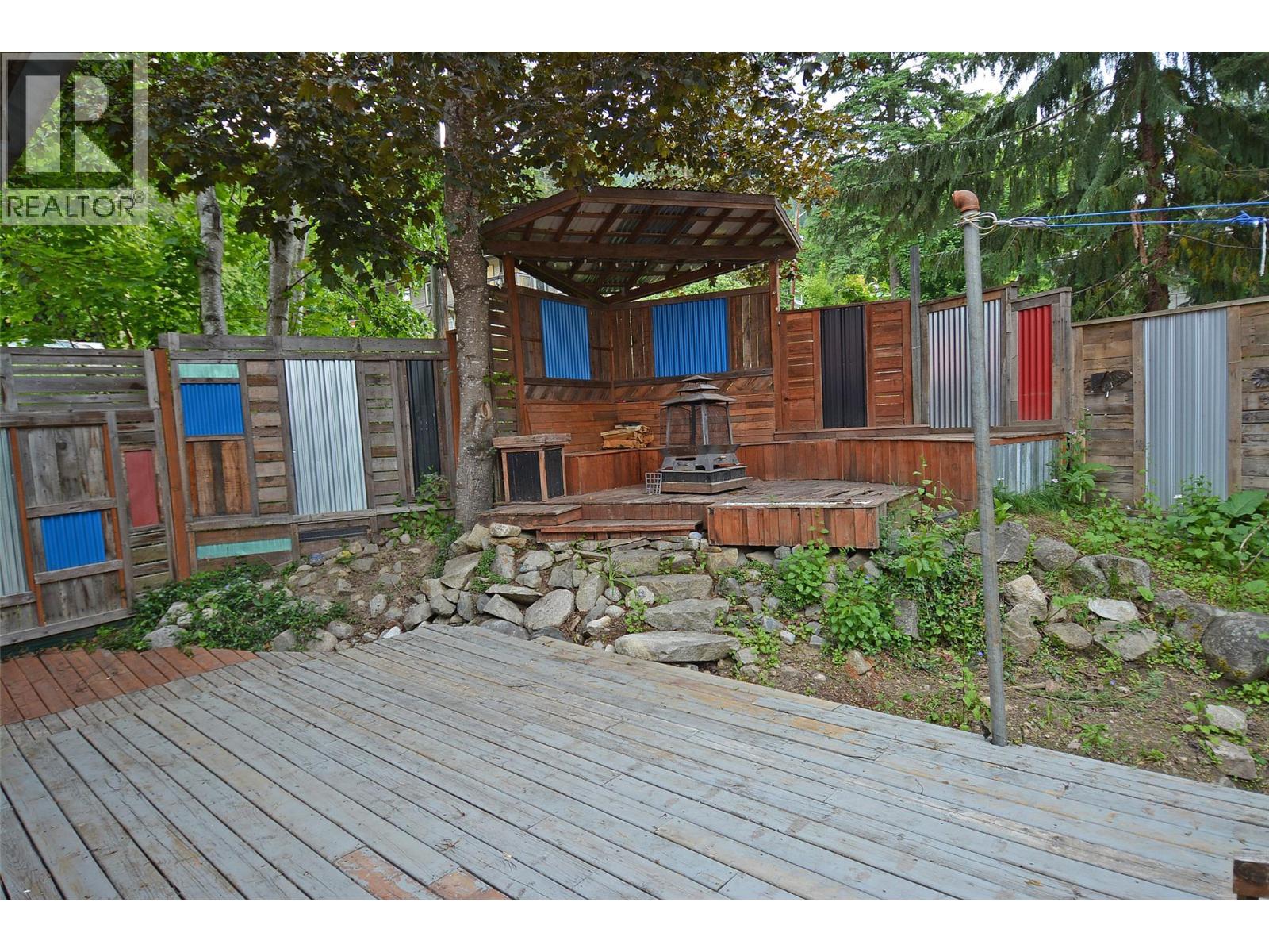 2022 Creek Street, Nelson, British Columbia  V1L 1M7 - Photo 58 - 10396321