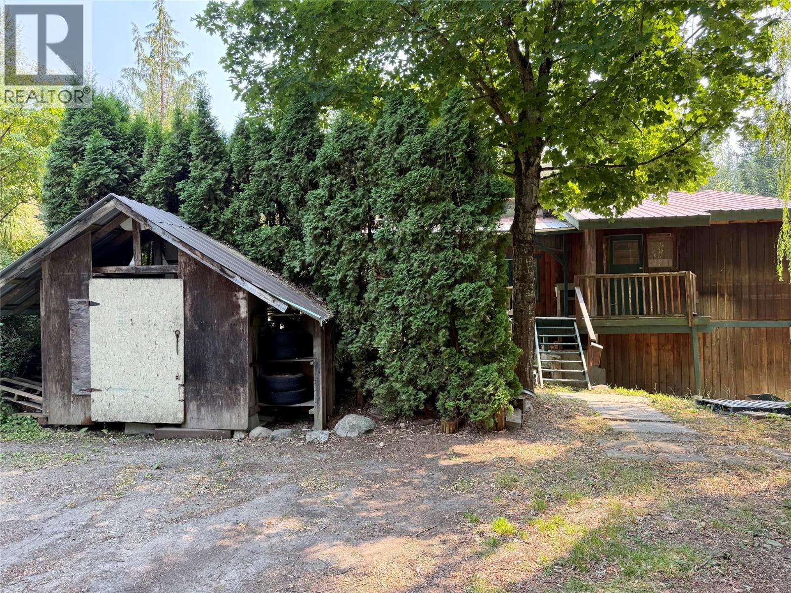 2022 Creek Street, Nelson, British Columbia  V1L 1M7 - Photo 70 - 10396321