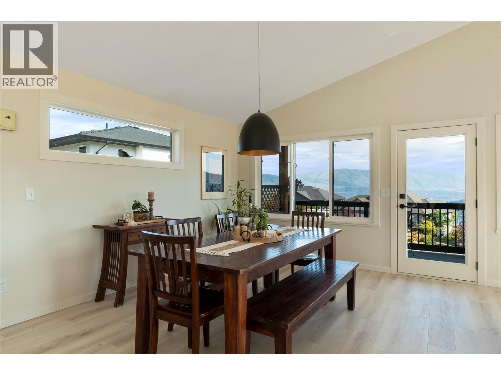 2545 Panoramic Way, Blind Bay, British Columbia  V0E 1H0 - Photo 11 - 10396279