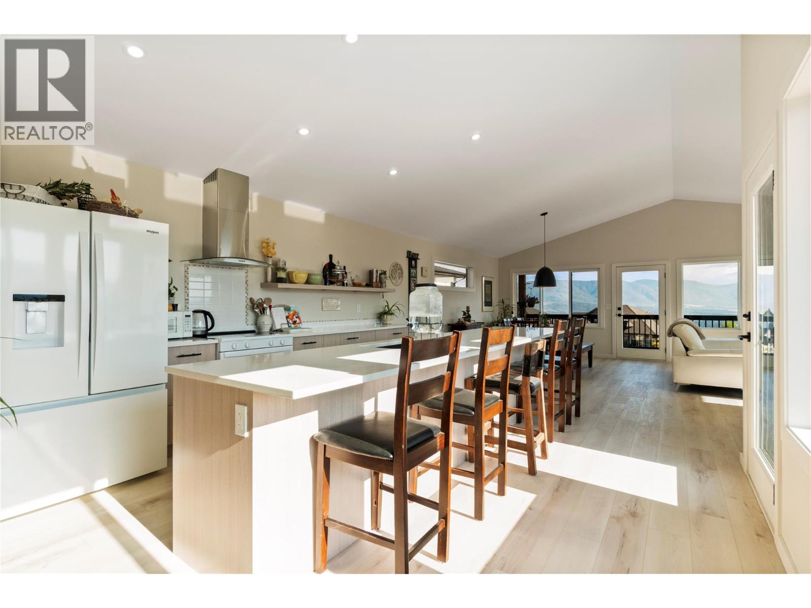 2545 Panoramic Way, Blind Bay, British Columbia  V0E 1H0 - Photo 13 - 10396279