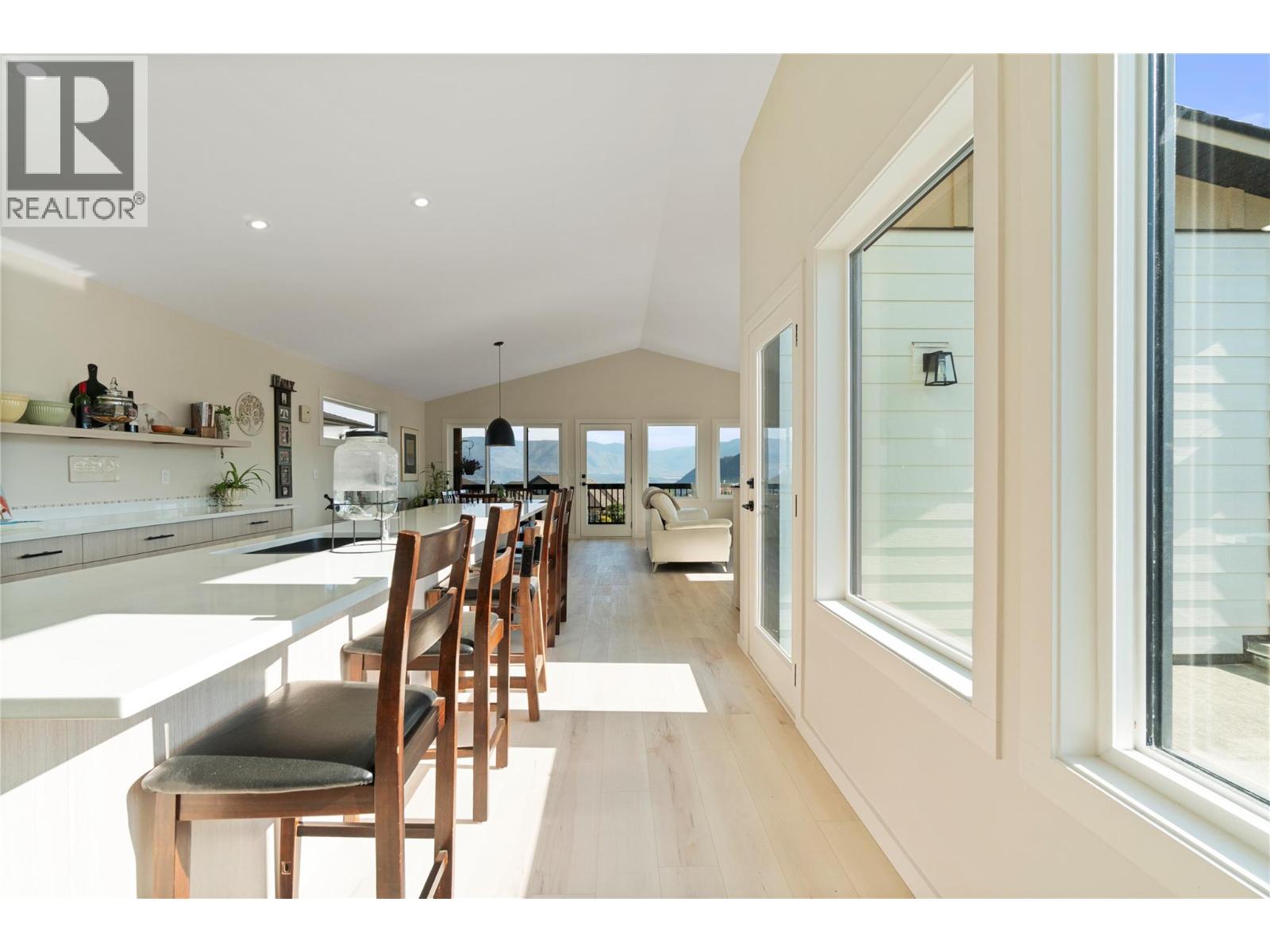 2545 Panoramic Way, Blind Bay, British Columbia  V0E 1H0 - Photo 14 - 10396279
