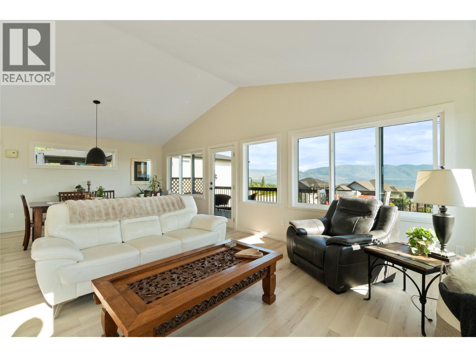 2545 Panoramic Way, Blind Bay, British Columbia  V0E 1H0 - Photo 3 - 10396279