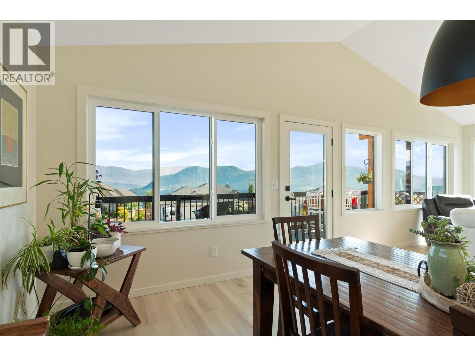 2545 Panoramic Way, Blind Bay, British Columbia  V0E 1H0 - Photo 9 - 10396279