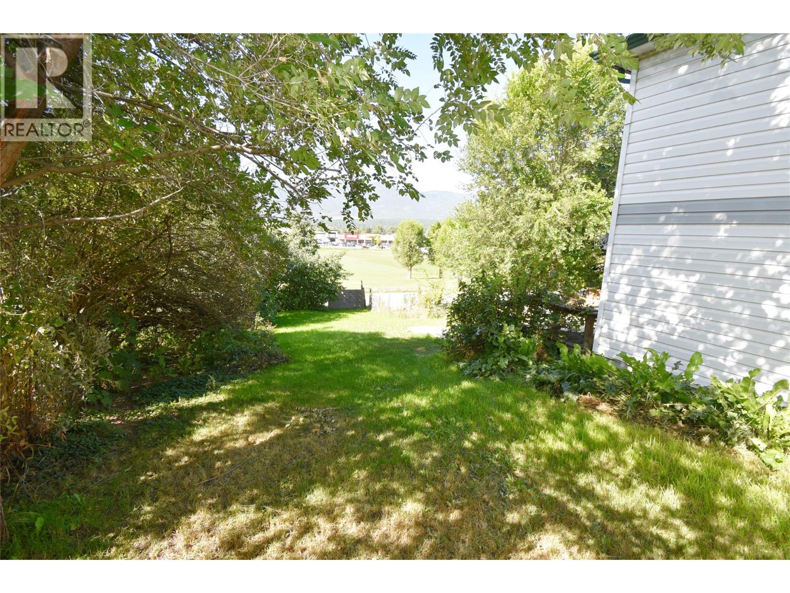 231 Shuswap Street Sw, Salmon Arm, British Columbia  V1B 4H9 - Photo 9 - 10396568