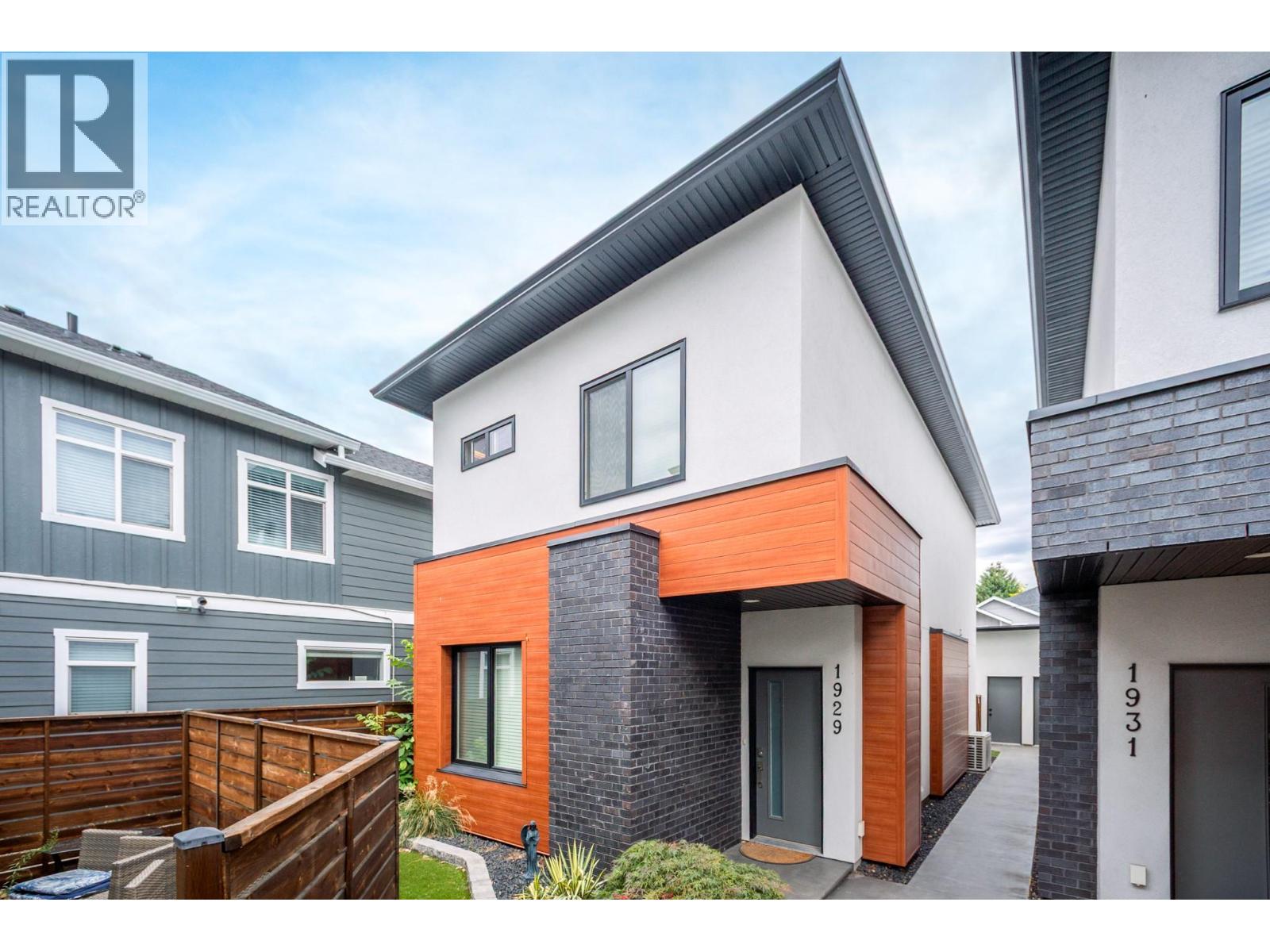 1929 Ethel Street, Kelowna, British Columbia  V1Y 2Z5 - Photo 1 - 10396558
