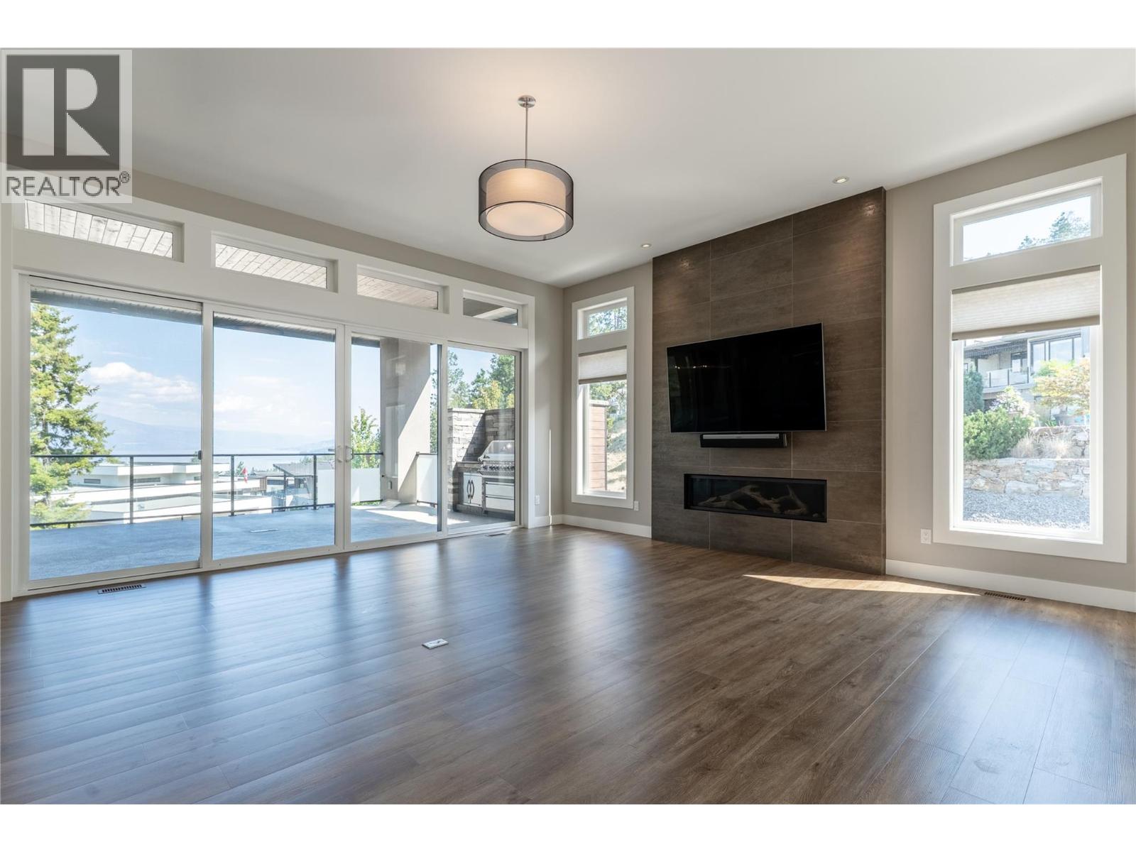 3303 Water Birch Circle, Kelowna, British Columbia  V1V 3G1 - Photo 2 - 10396595