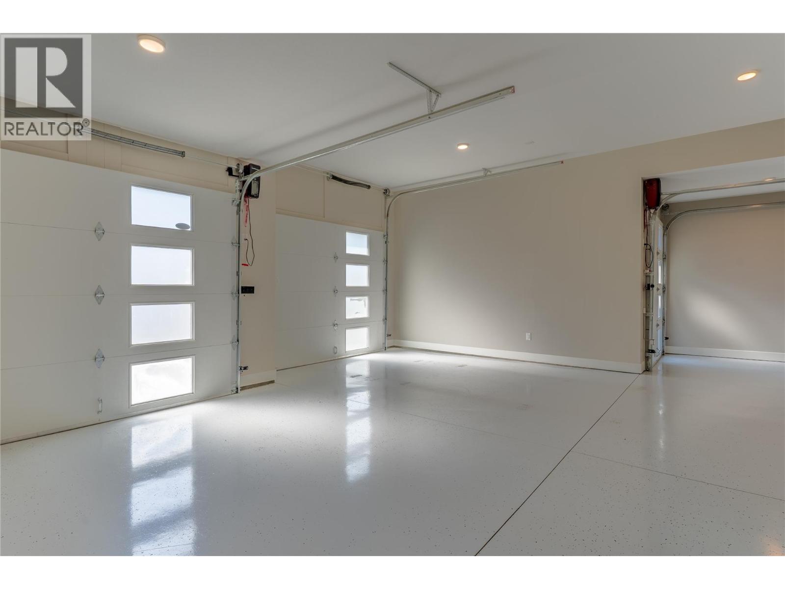 3303 Water Birch Circle, Kelowna, British Columbia  V1V 3G1 - Photo 31 - 10396595