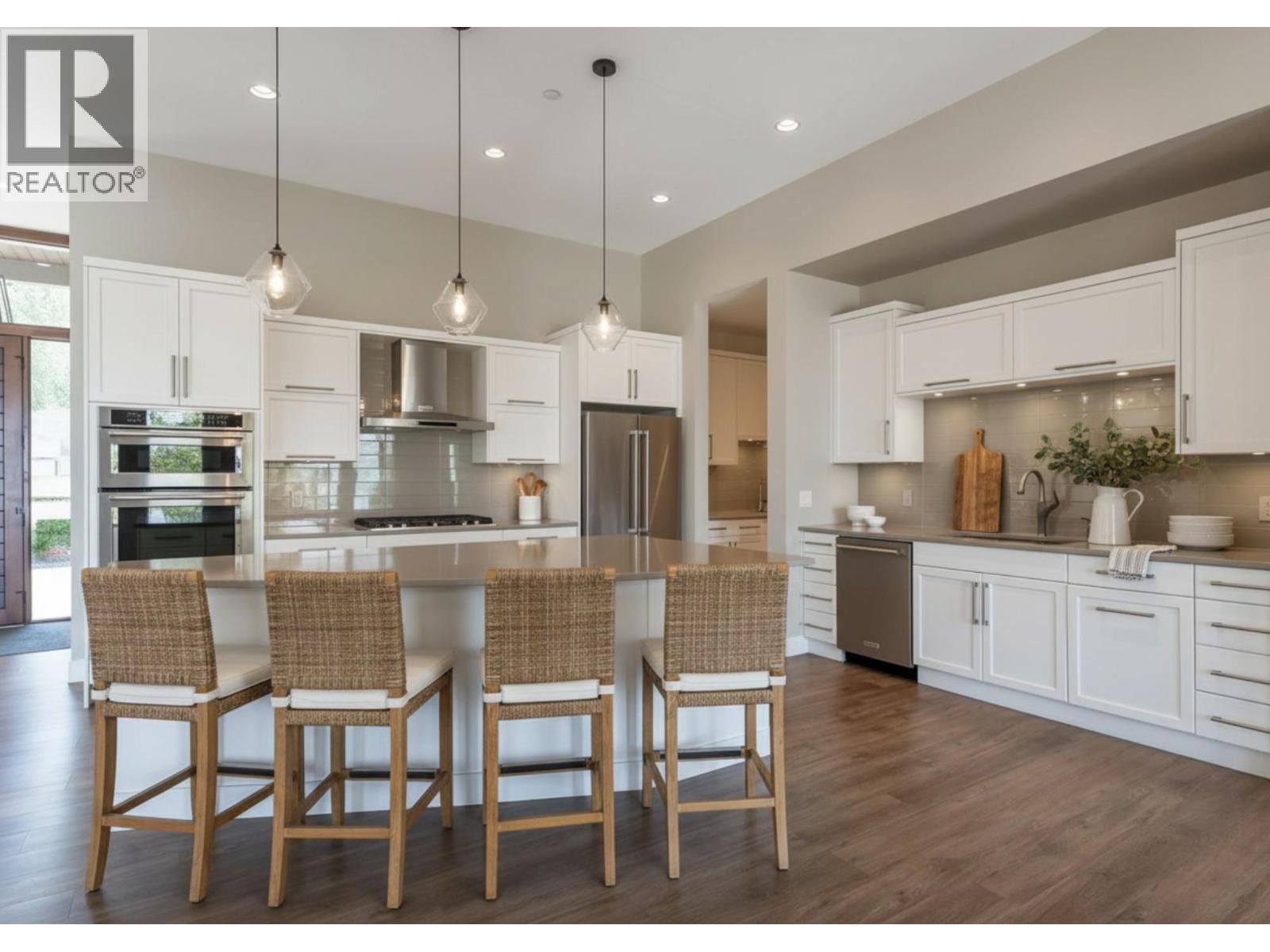 3303 Water Birch Circle, Kelowna, British Columbia  V1V 3G1 - Photo 9 - 10396595