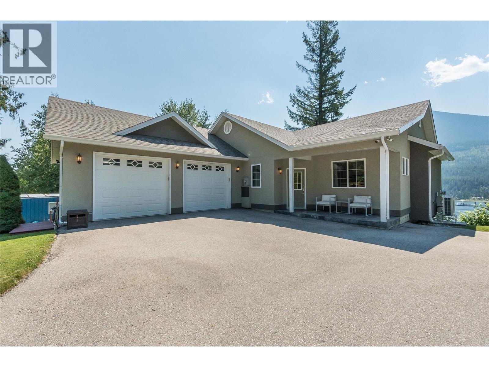408 Balfour Heights Road, Balfour, British Columbia  V0G 1C0 - Photo 12 - 10396515