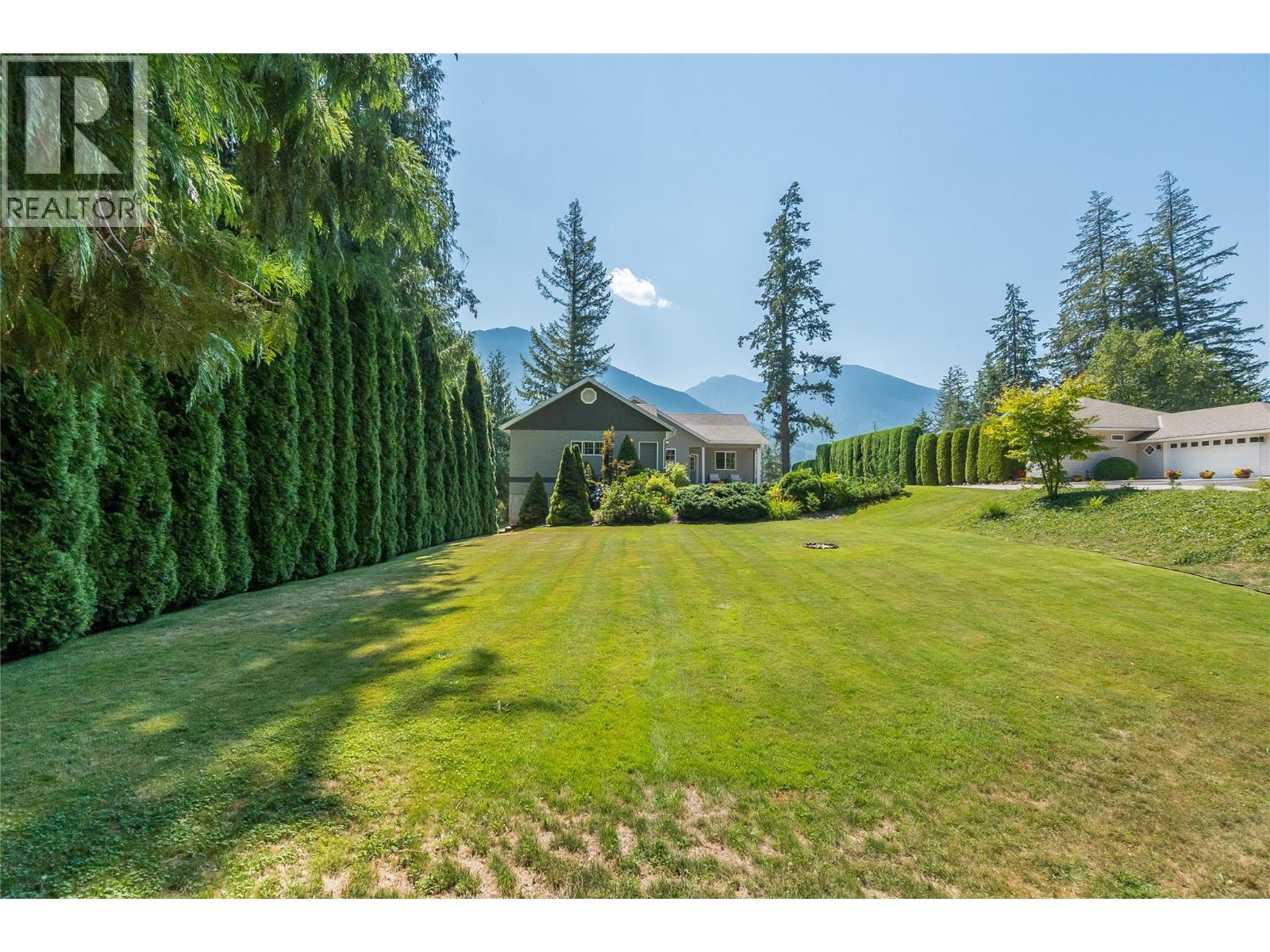 408 Balfour Heights Road, Balfour, British Columbia  V0G 1C0 - Photo 19 - 10396515