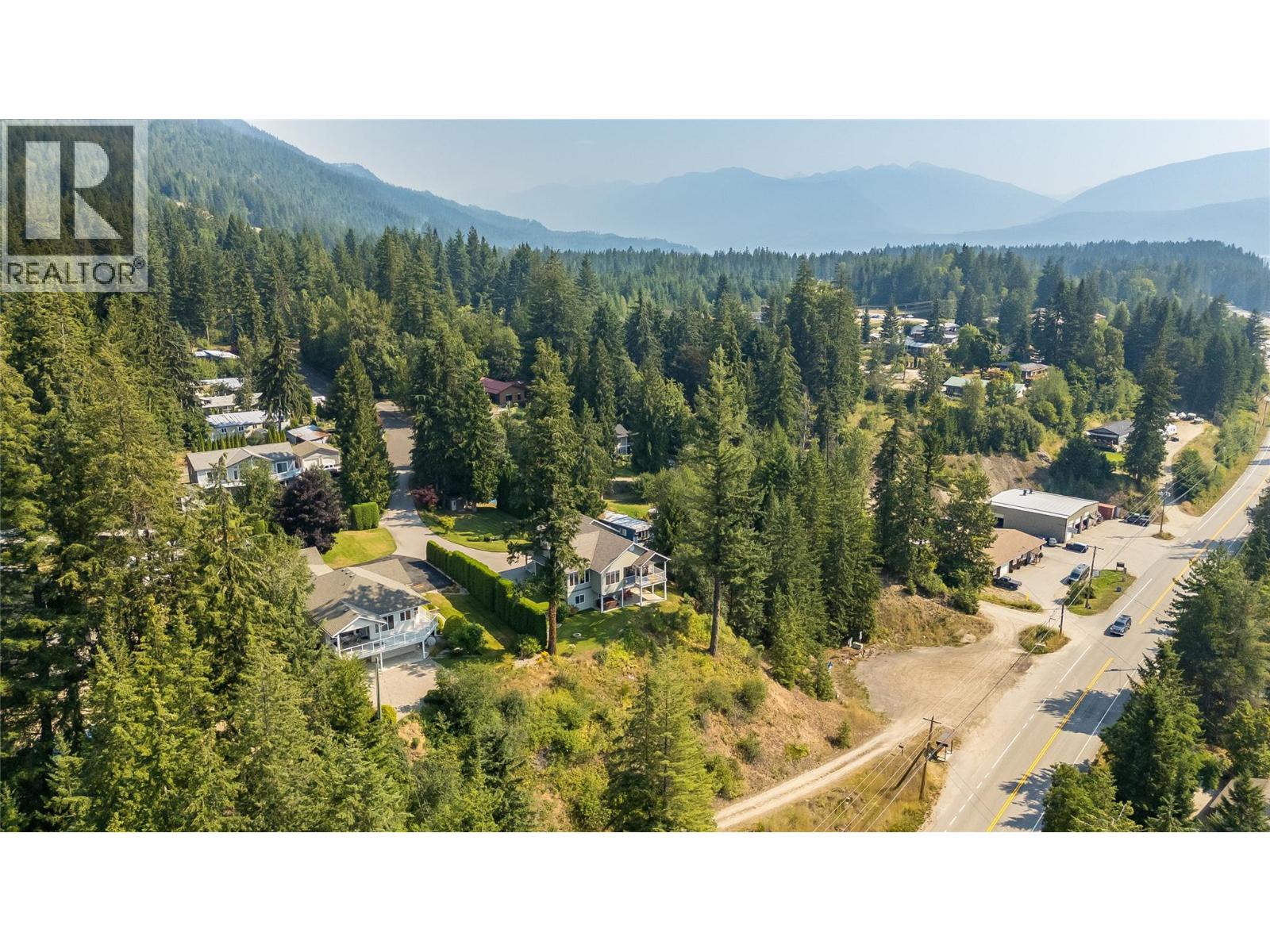 408 Balfour Heights Road, Balfour, British Columbia  V0G 1C0 - Photo 6 - 10396515