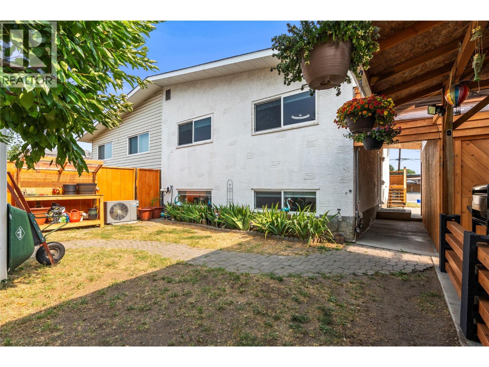 4400 15 Avenue, Vernon, British Columbia  V1T 6X9 - Photo 13 - 10395979