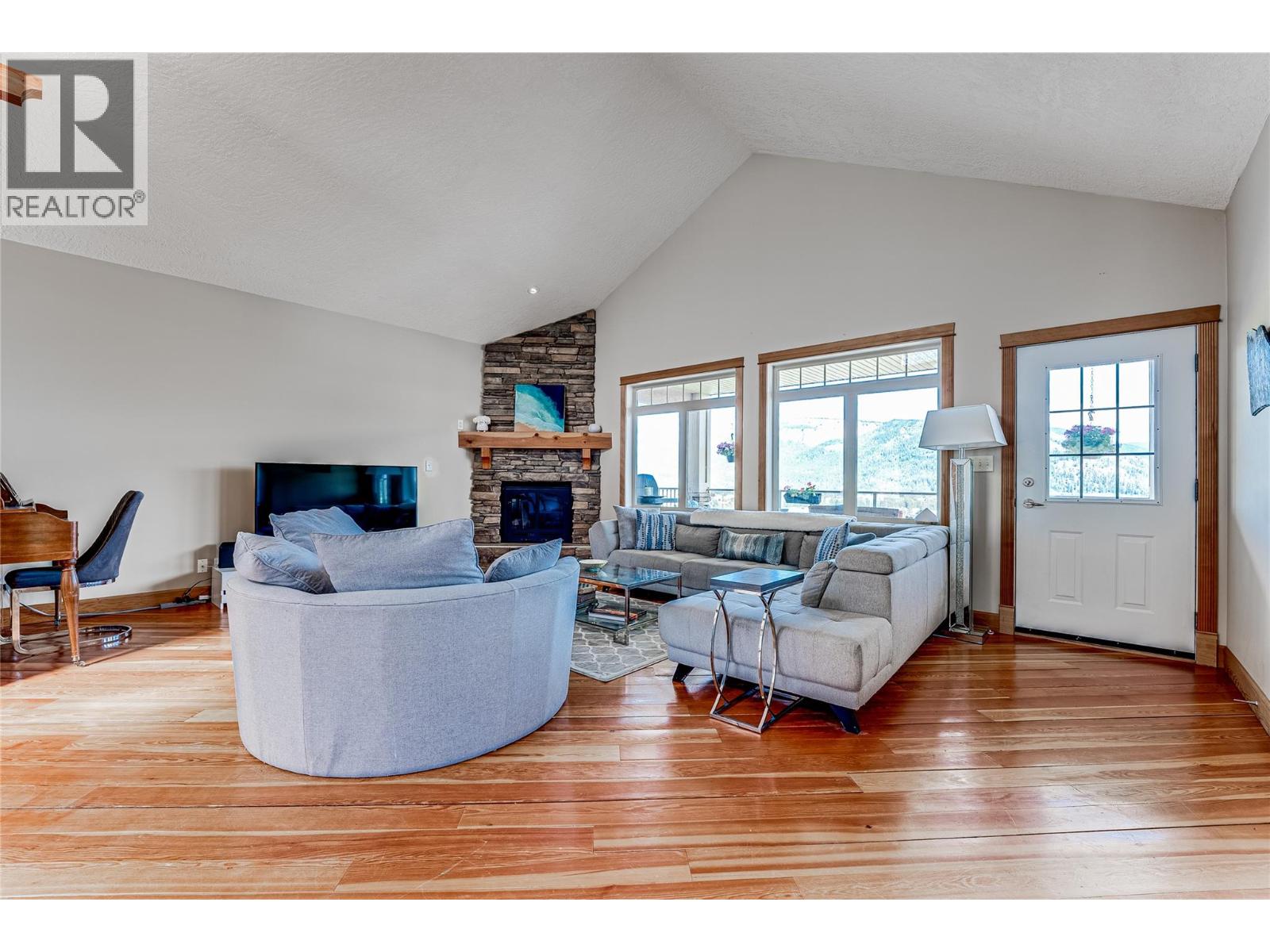 108 Red Rock Crescent, Enderby, British Columbia  V0E 1V1 - Photo 10 - 10396571